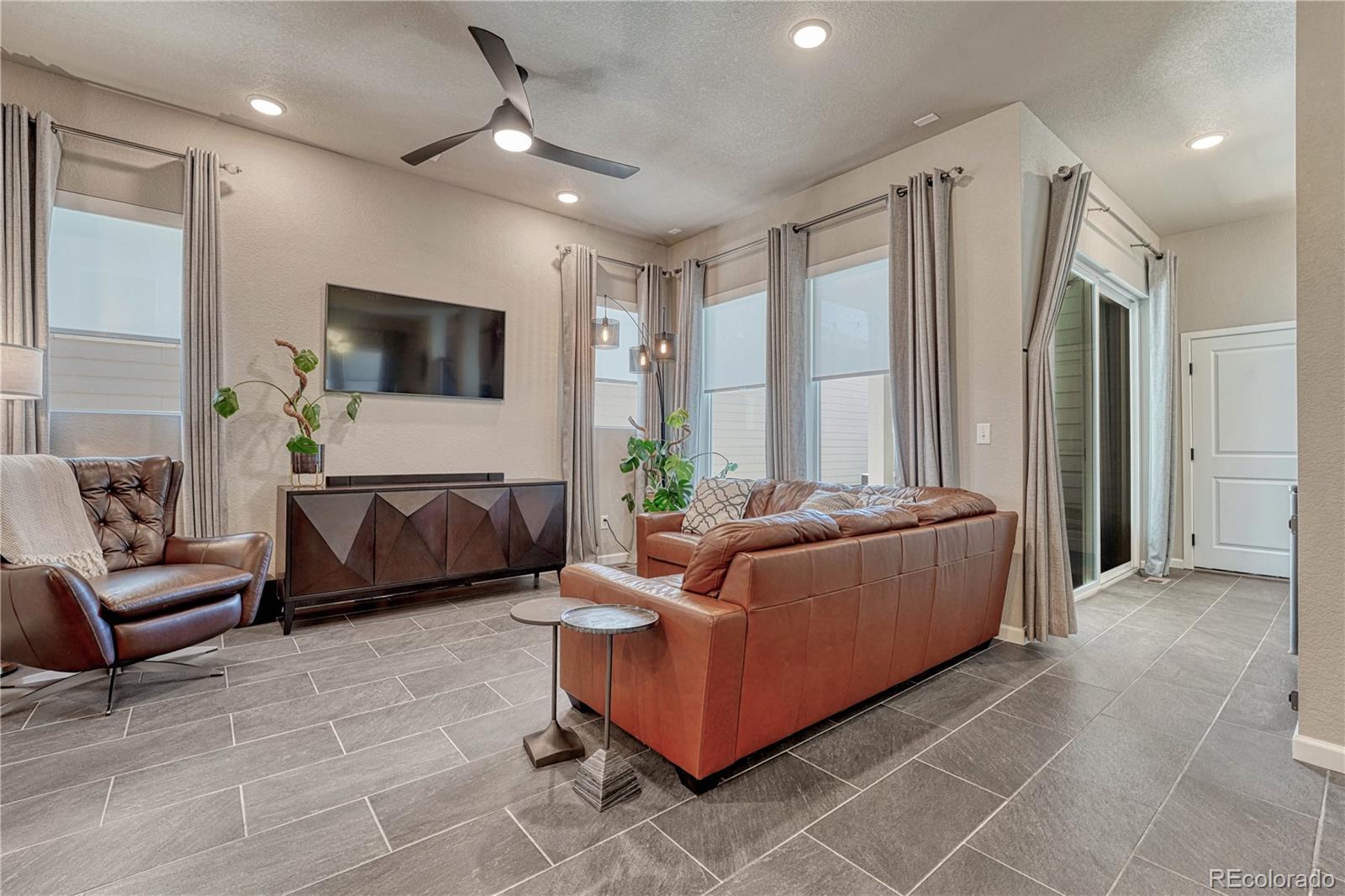 MLS Image #16 for 23  mayflower park place,colorado springs, Colorado