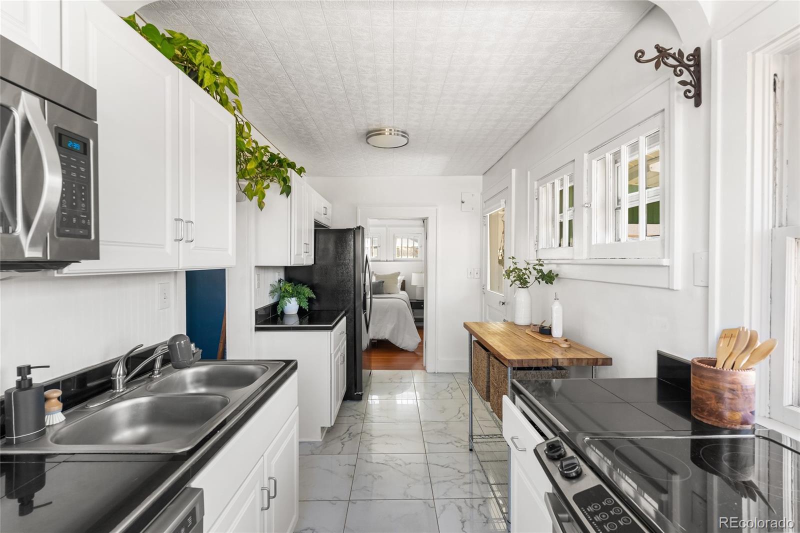 MLS Image #8 for 2269 s bannock street,denver, Colorado