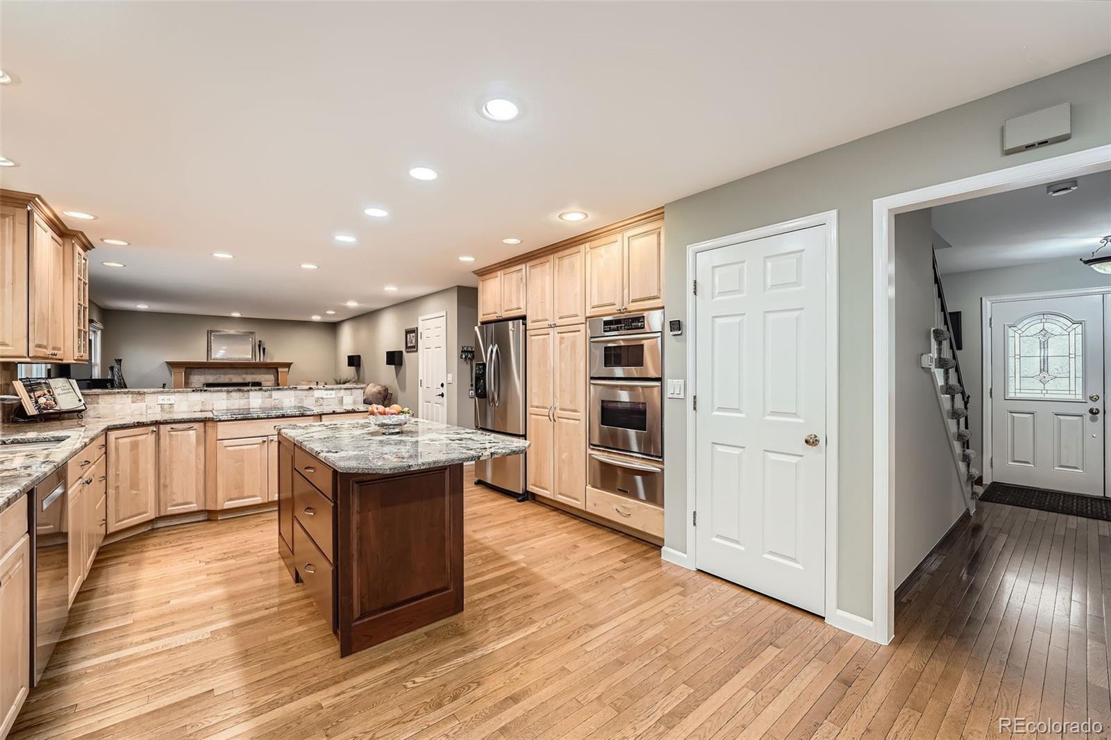 MLS Image #2 for 7823 s locust court,centennial, Colorado