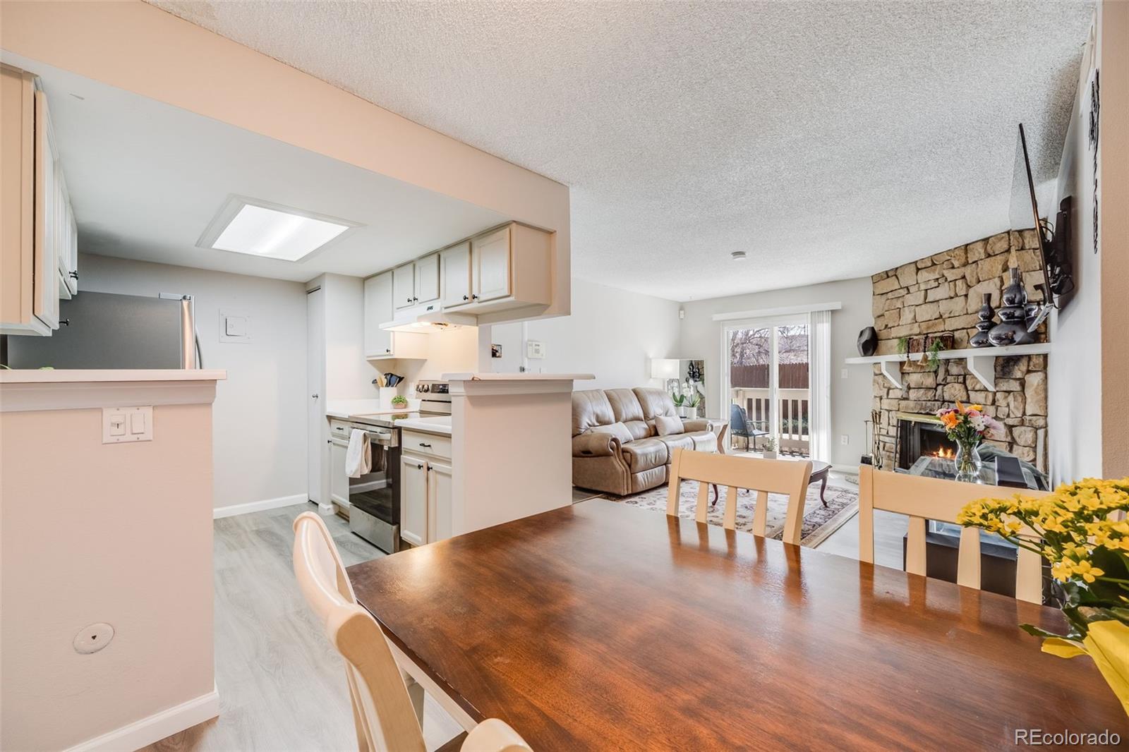 MLS Image #11 for 4400 s quebec street,denver, Colorado