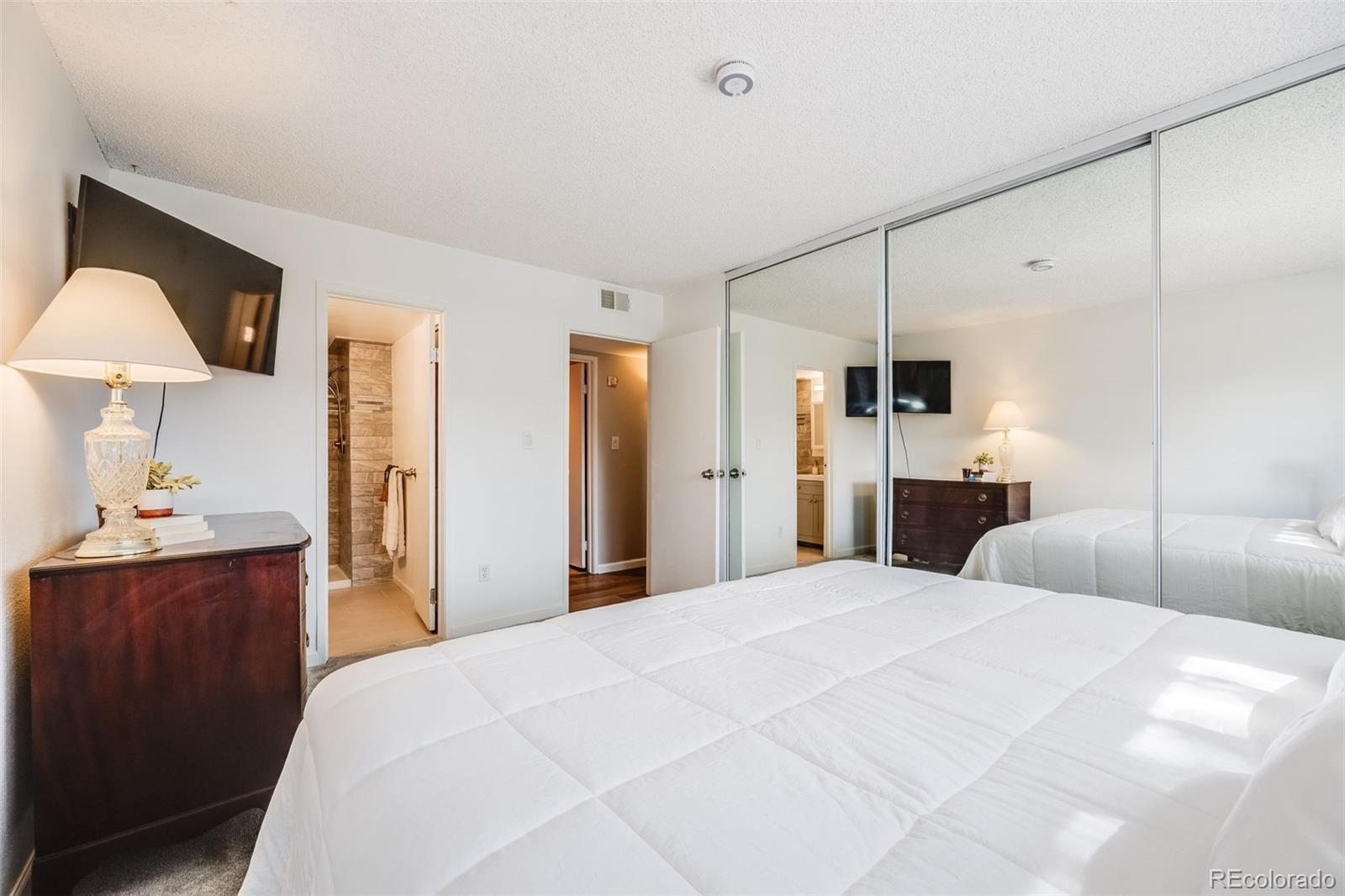 MLS Image #17 for 4400 s quebec street,denver, Colorado