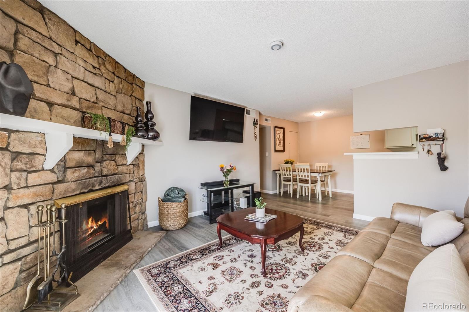 MLS Image #5 for 4400 s quebec street,denver, Colorado