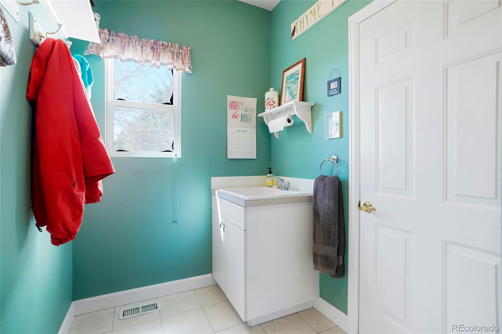 MLS Image #14 for 2174  meadow vale road,longmont, Colorado