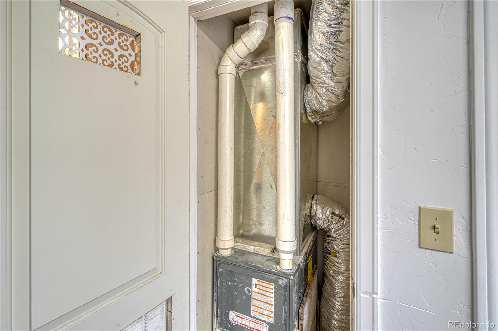 MLS Image #12 for 128 1/2 e 3rd street,leadville, Colorado