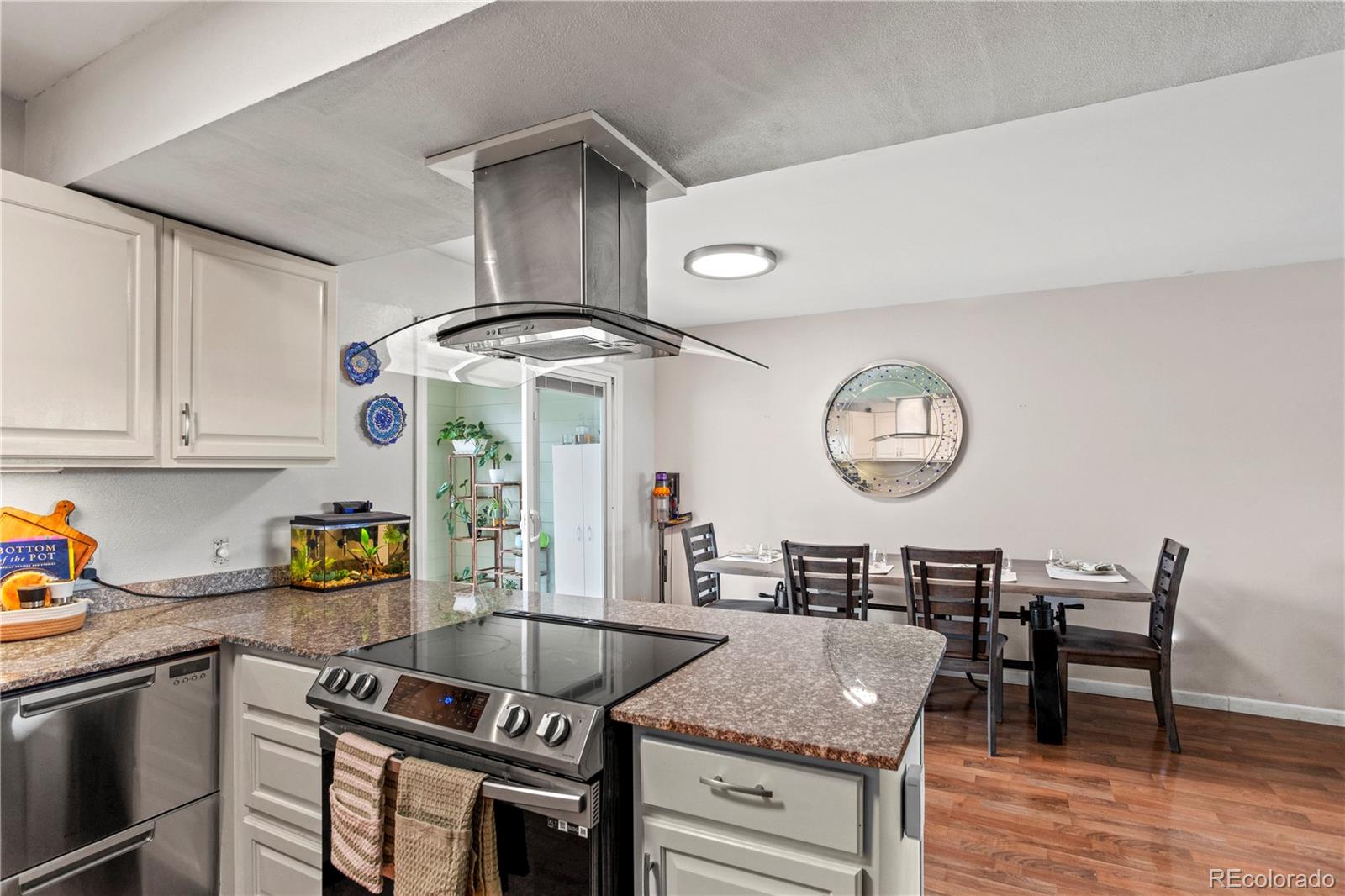 MLS Image #2 for 5512 s greenwood street ,littleton, Colorado