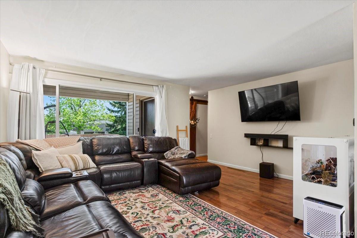 MLS Image #7 for 5512 s greenwood street ,littleton, Colorado