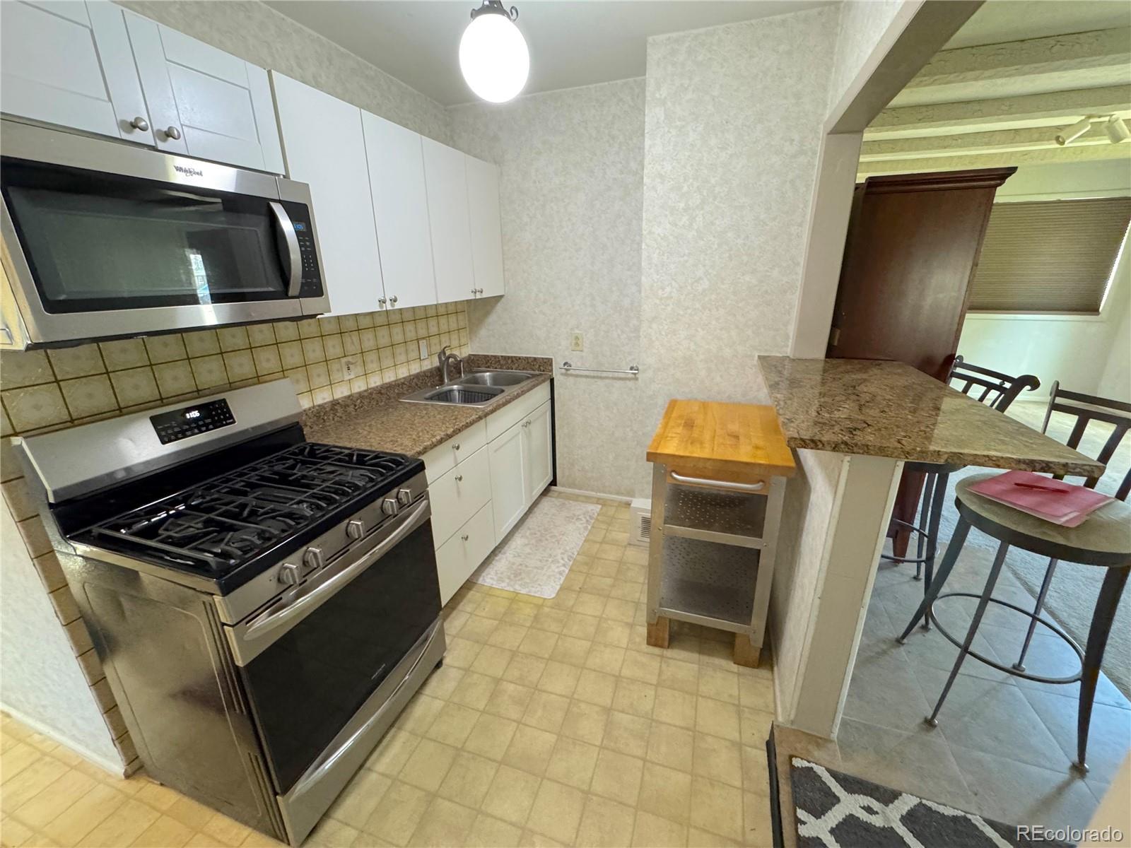MLS Image #10 for 6725 w 55th avenue,arvada, Colorado
