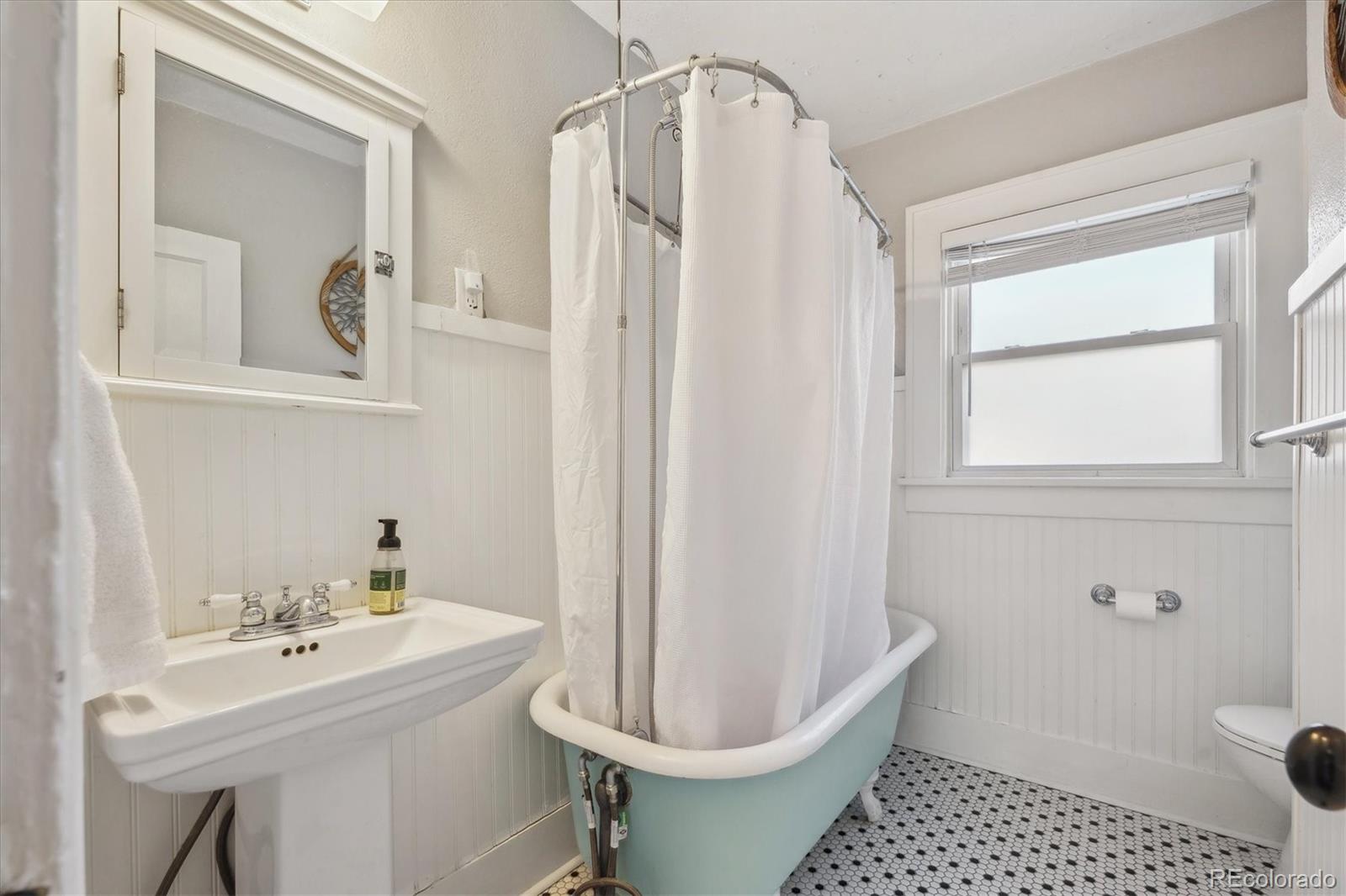 MLS Image #13 for 3210 s washington street,englewood, Colorado