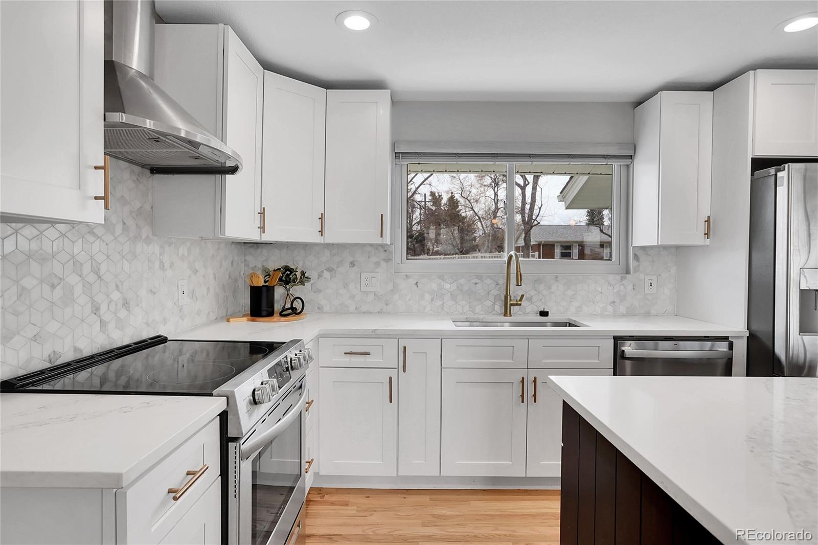 MLS Image #3 for 9565 w 12th place,lakewood, Colorado