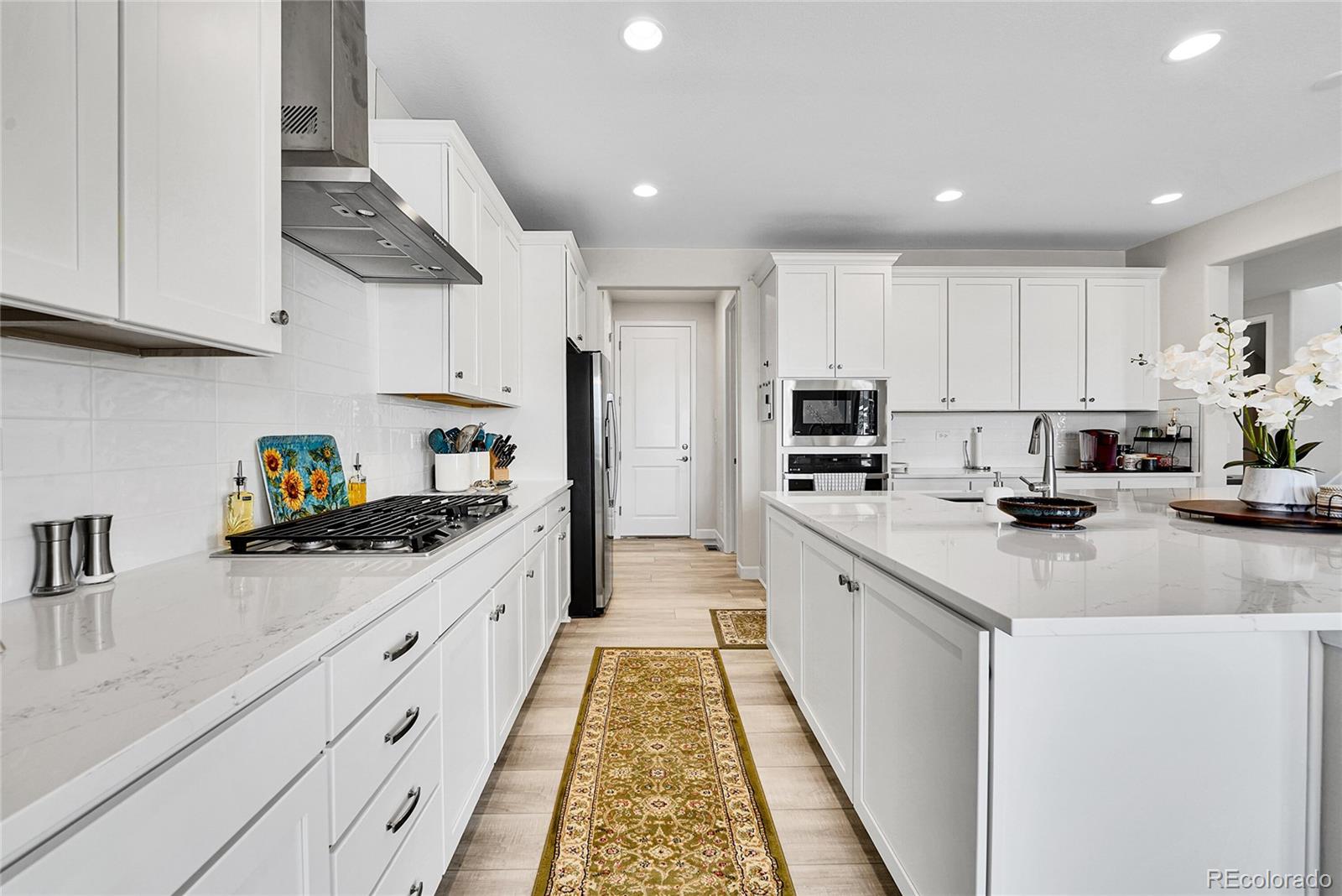 MLS Image #13 for 700  split rock drive,erie, Colorado
