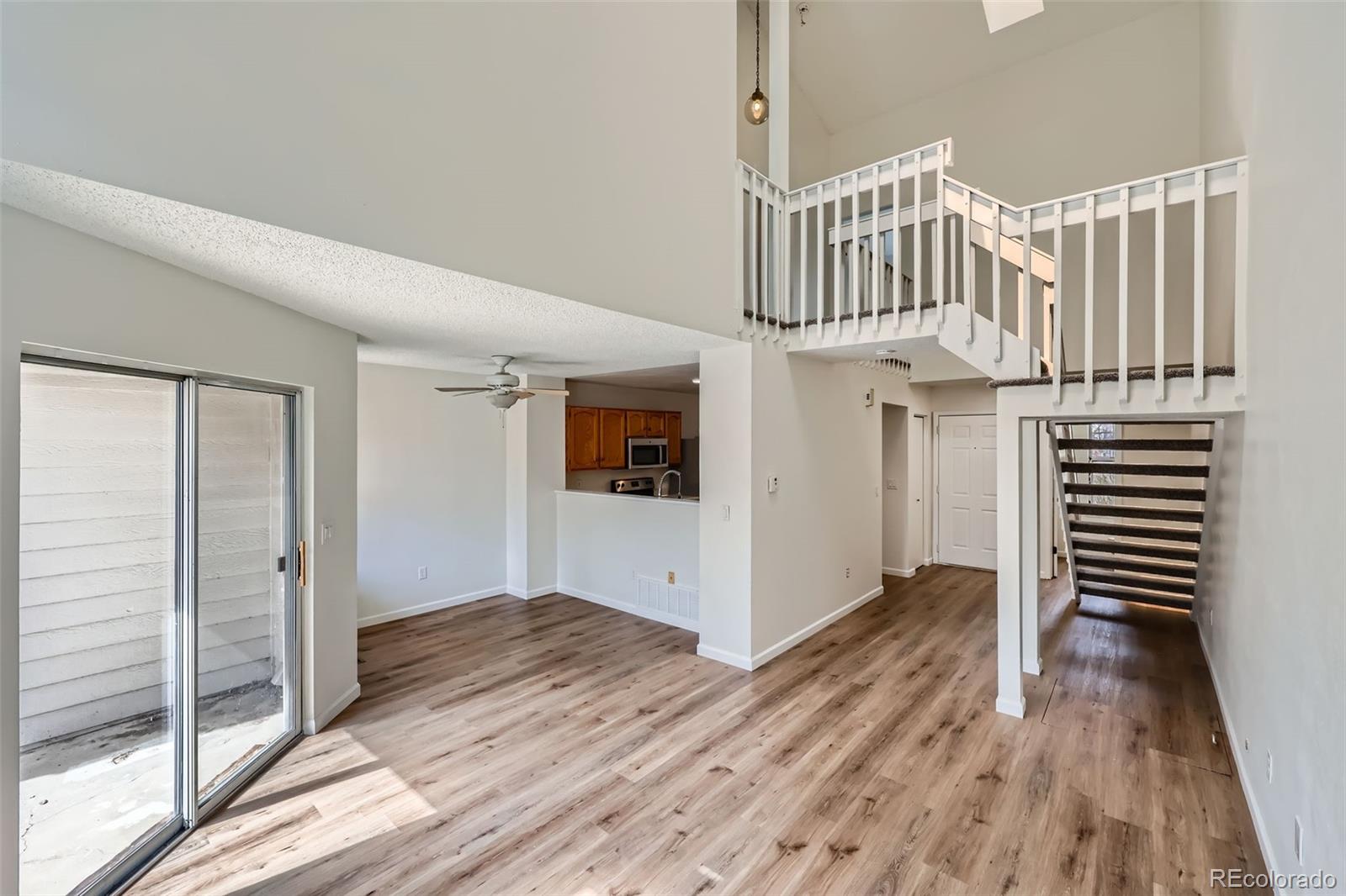 MLS Image #5 for 8898 w plymouth avenue,littleton, Colorado