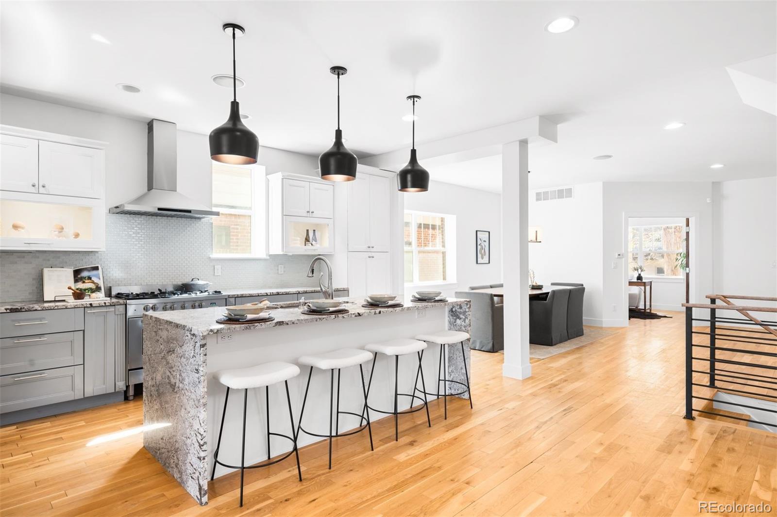 MLS Image #12 for 418 s gilpin street,denver, Colorado