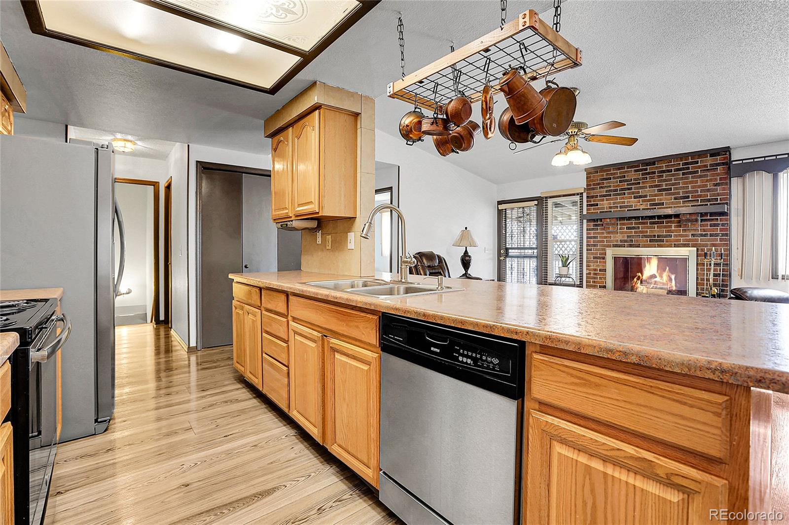 MLS Image #5 for 10142  josephine street,thornton, Colorado