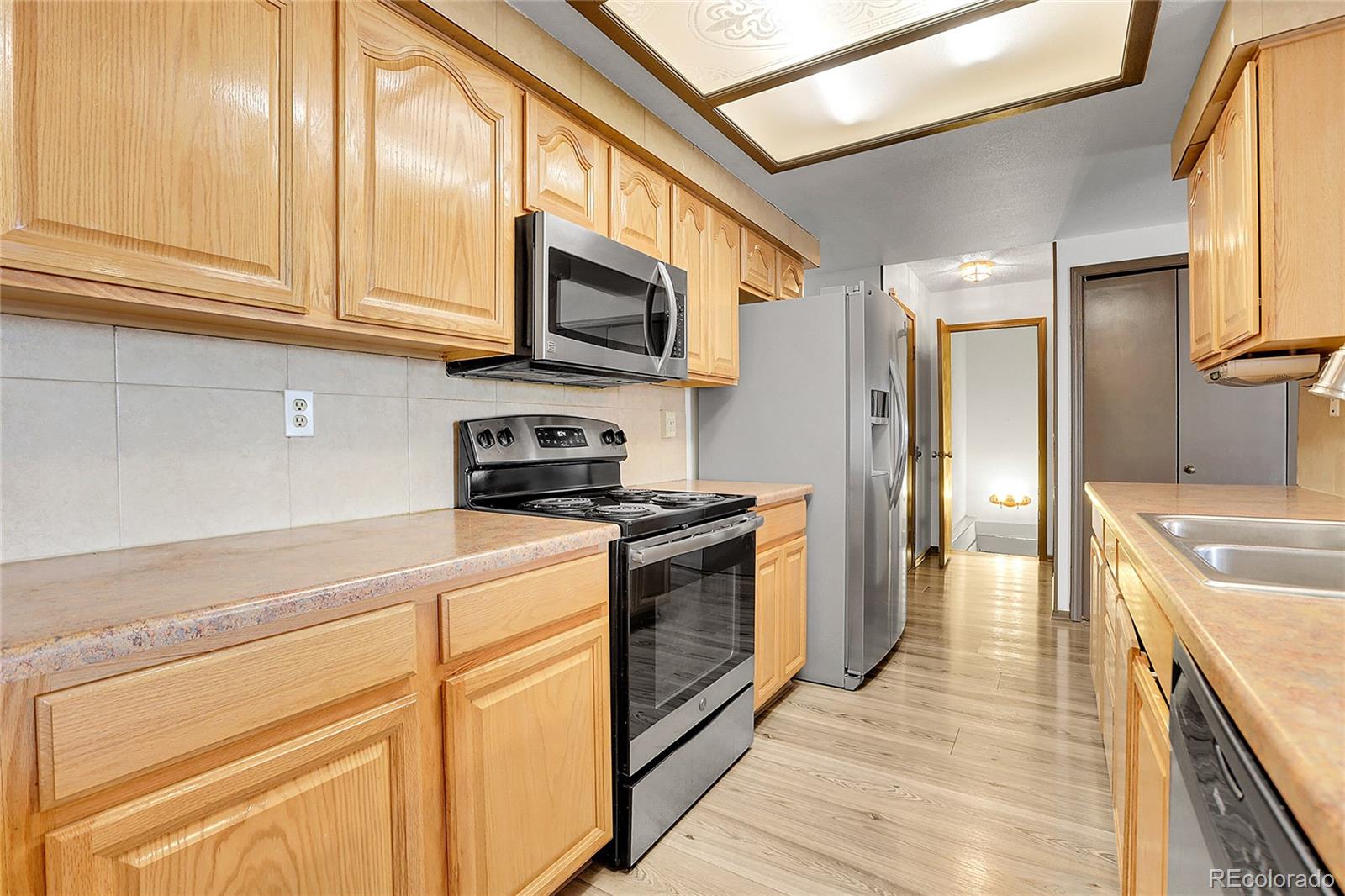 MLS Image #6 for 10142  josephine street,thornton, Colorado