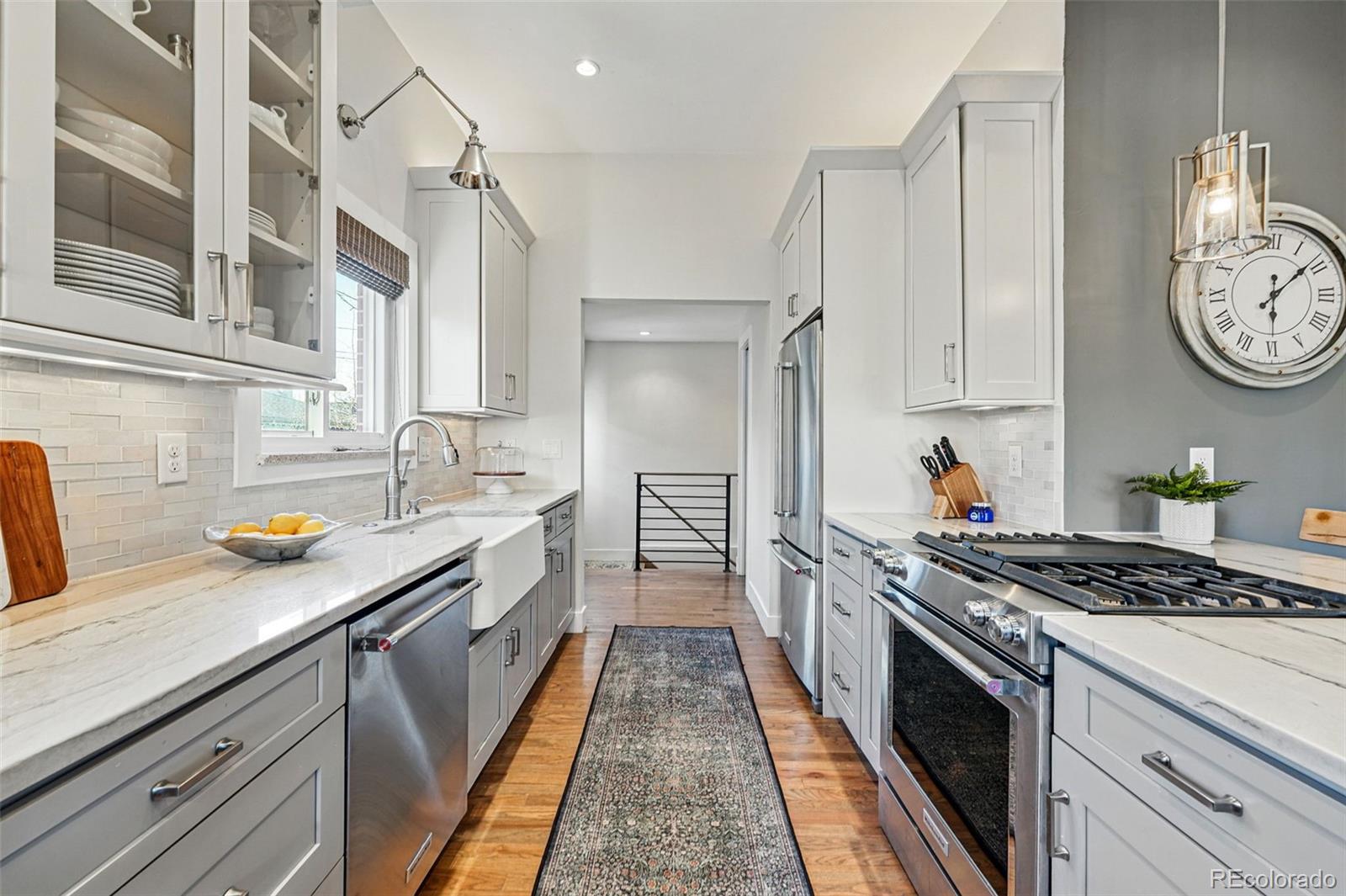 MLS Image #12 for 2527 s vine street,denver, Colorado