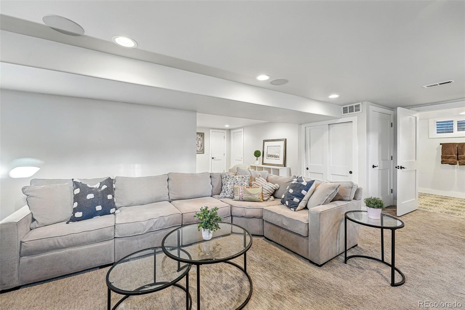 MLS Image #27 for 2527 s vine street,denver, Colorado