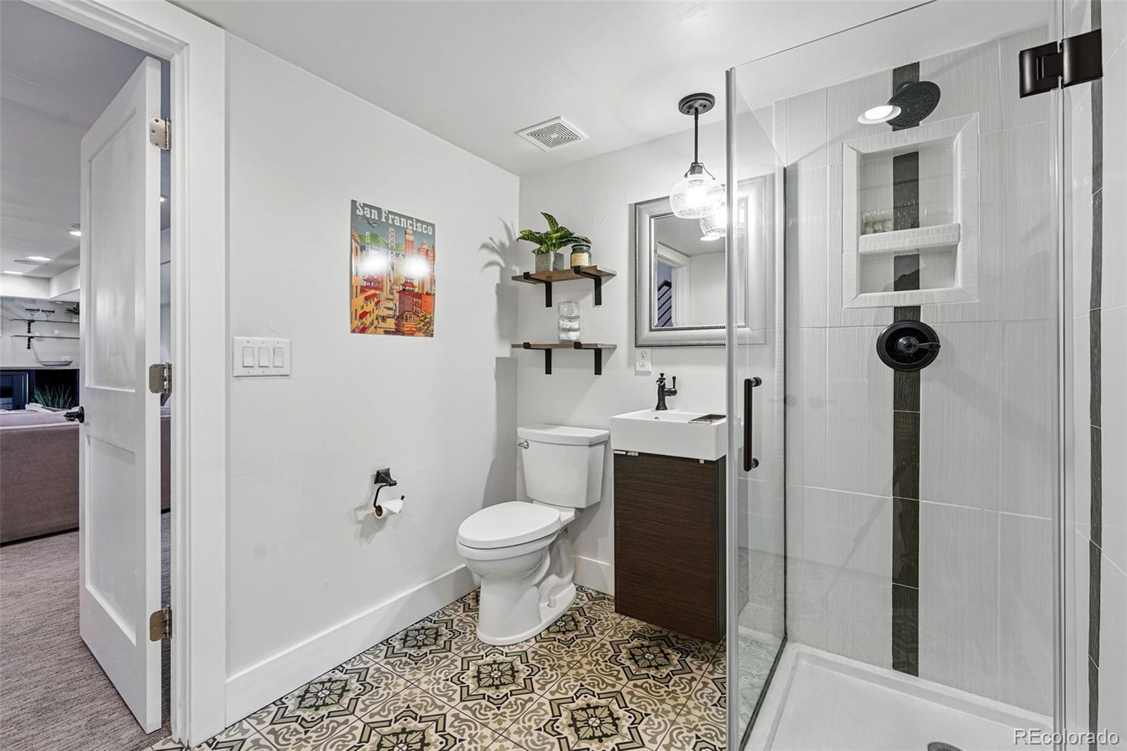 MLS Image #29 for 2527 s vine street,denver, Colorado