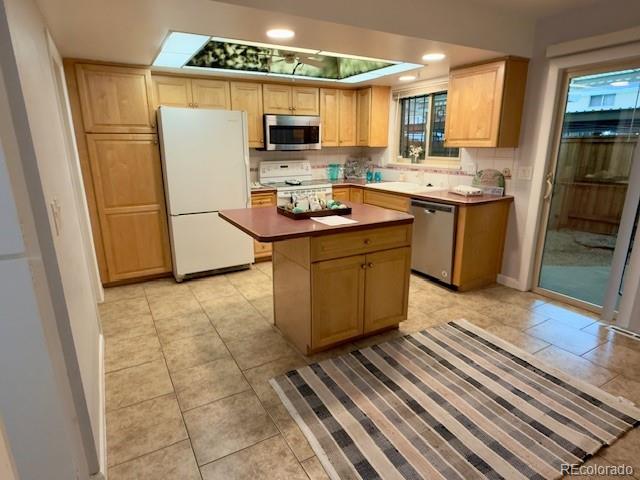 MLS Image #2 for 9019 e oxford drive,denver, Colorado