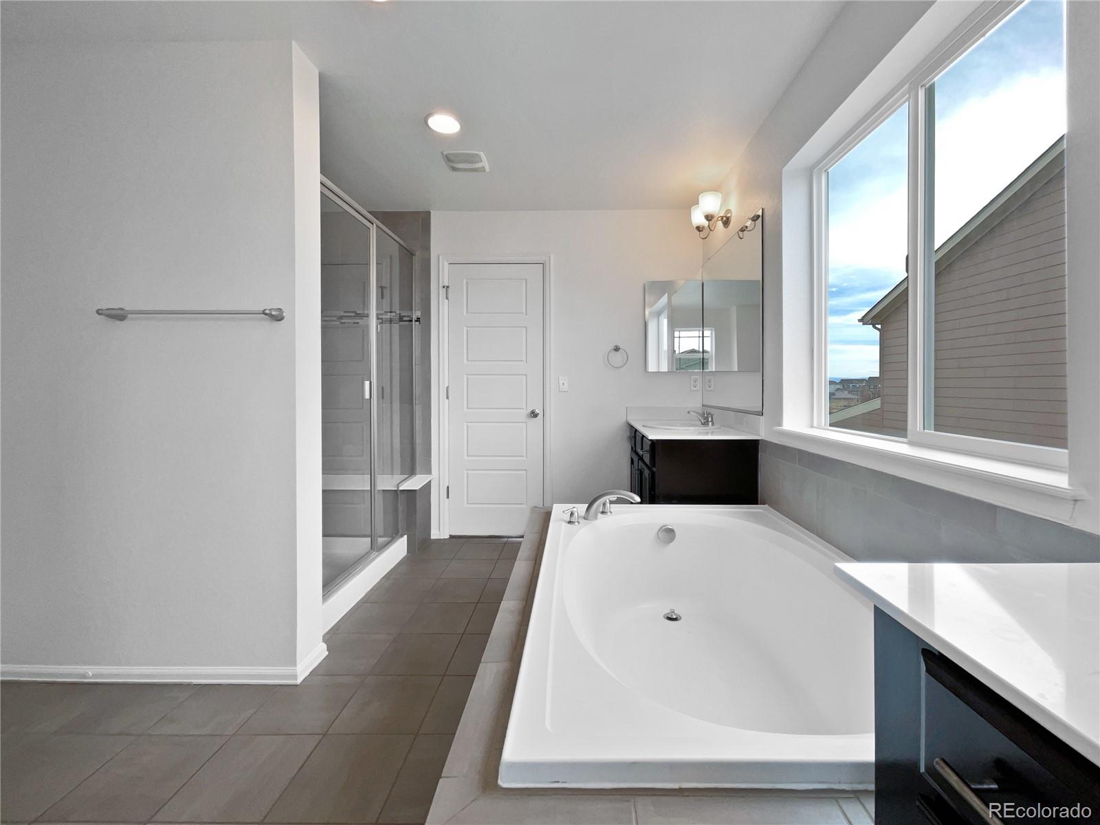 MLS Image #6 for 8236 e 137th drive,thornton, Colorado