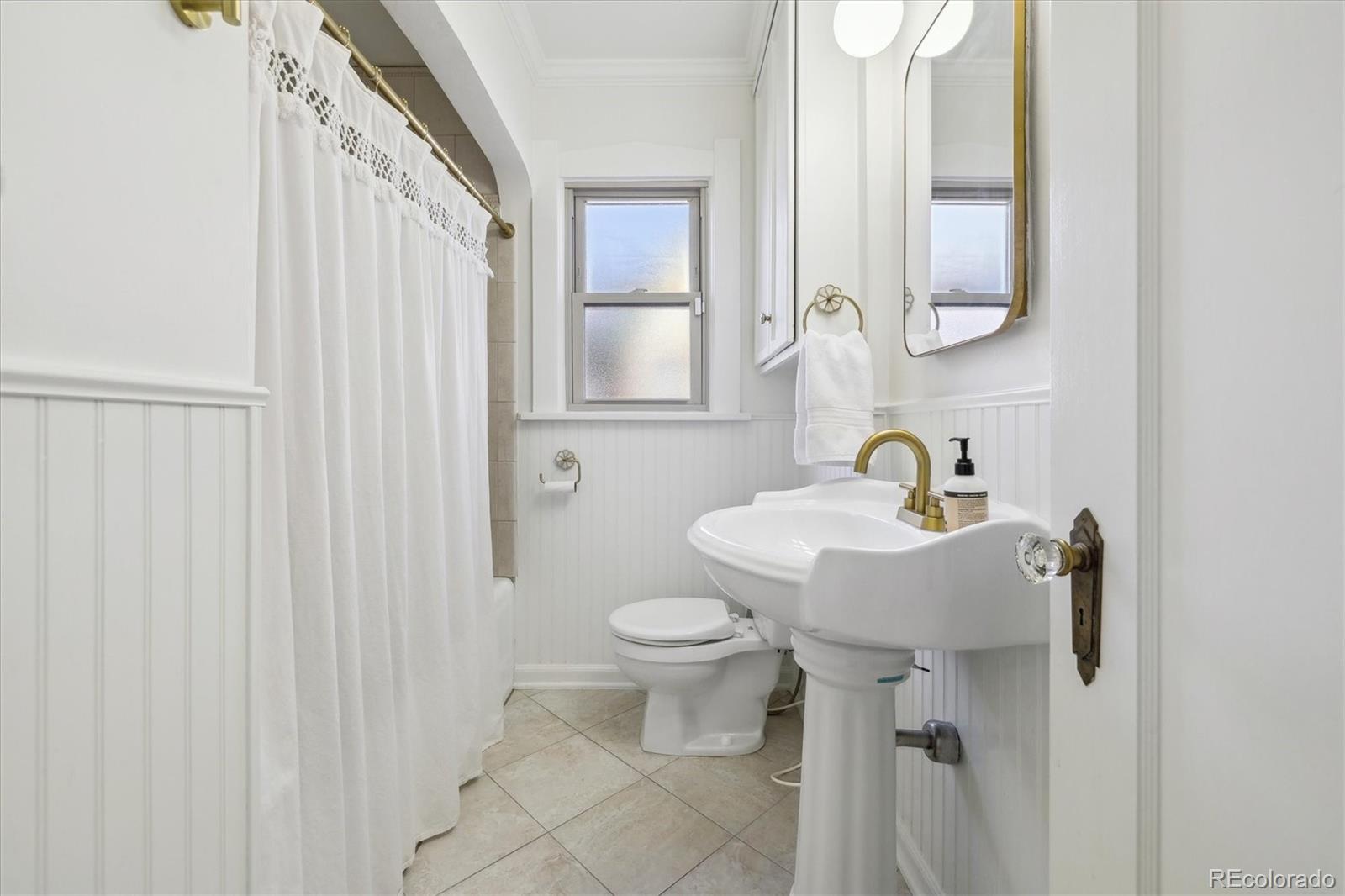 MLS Image #13 for 1355  hudson street,denver, Colorado