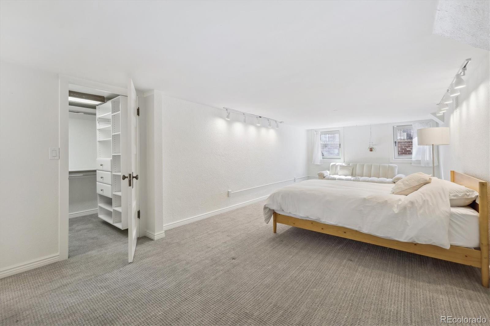 MLS Image #16 for 1355  hudson street,denver, Colorado