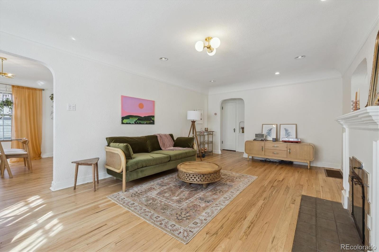 MLS Image #6 for 1355  hudson street,denver, Colorado