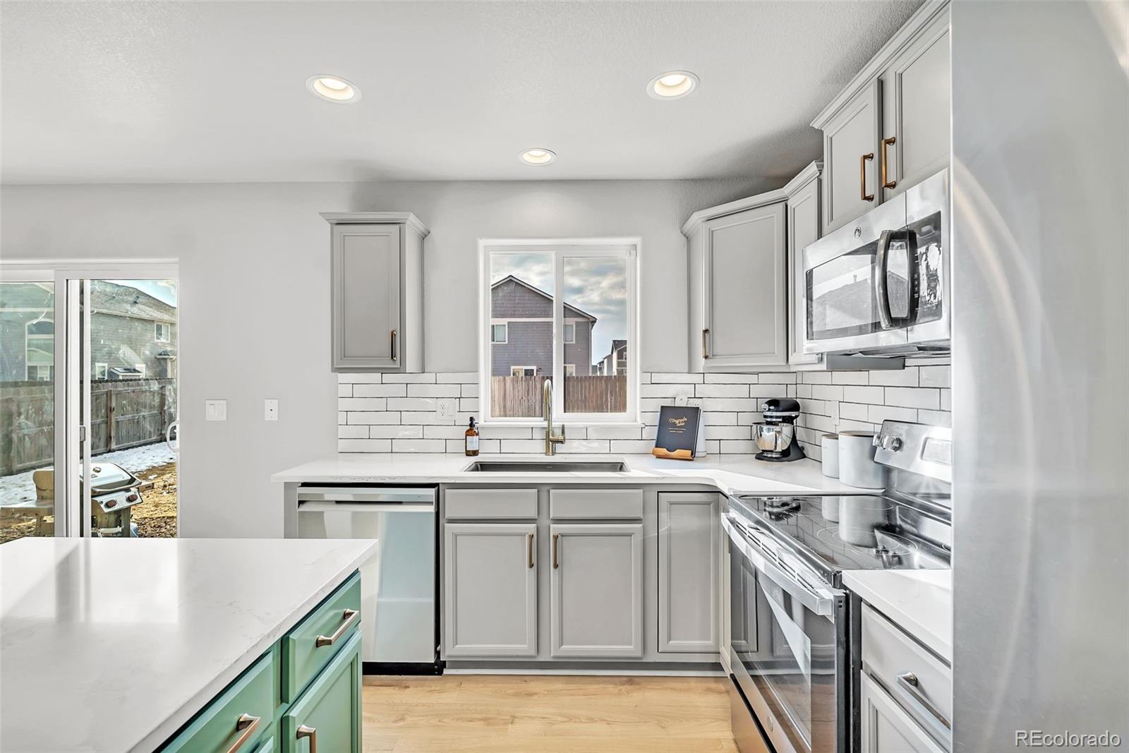 MLS Image #11 for 10626  outfit drive,colorado springs, Colorado