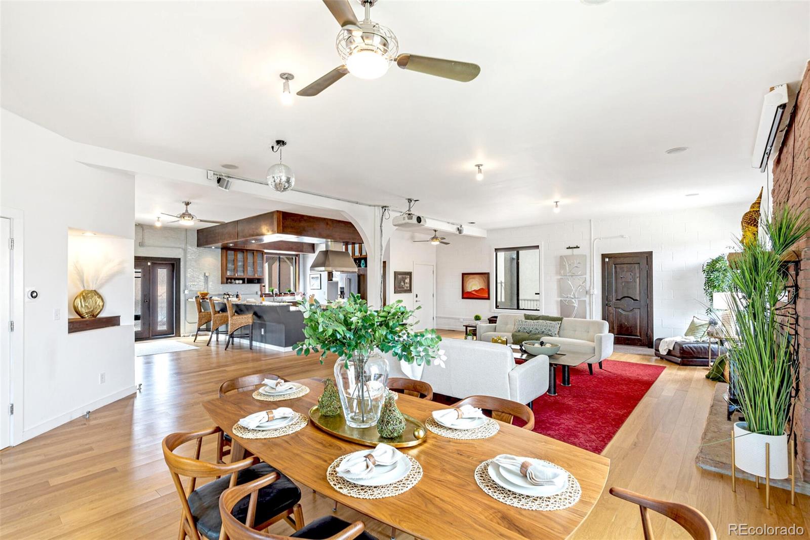 MLS Image #4 for 4730 w moncrieff place,denver, Colorado