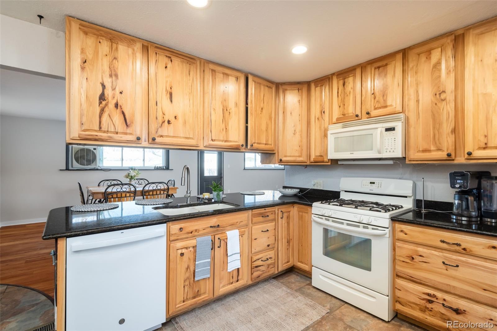 MLS Image #10 for 7971  quince street,commerce city, Colorado