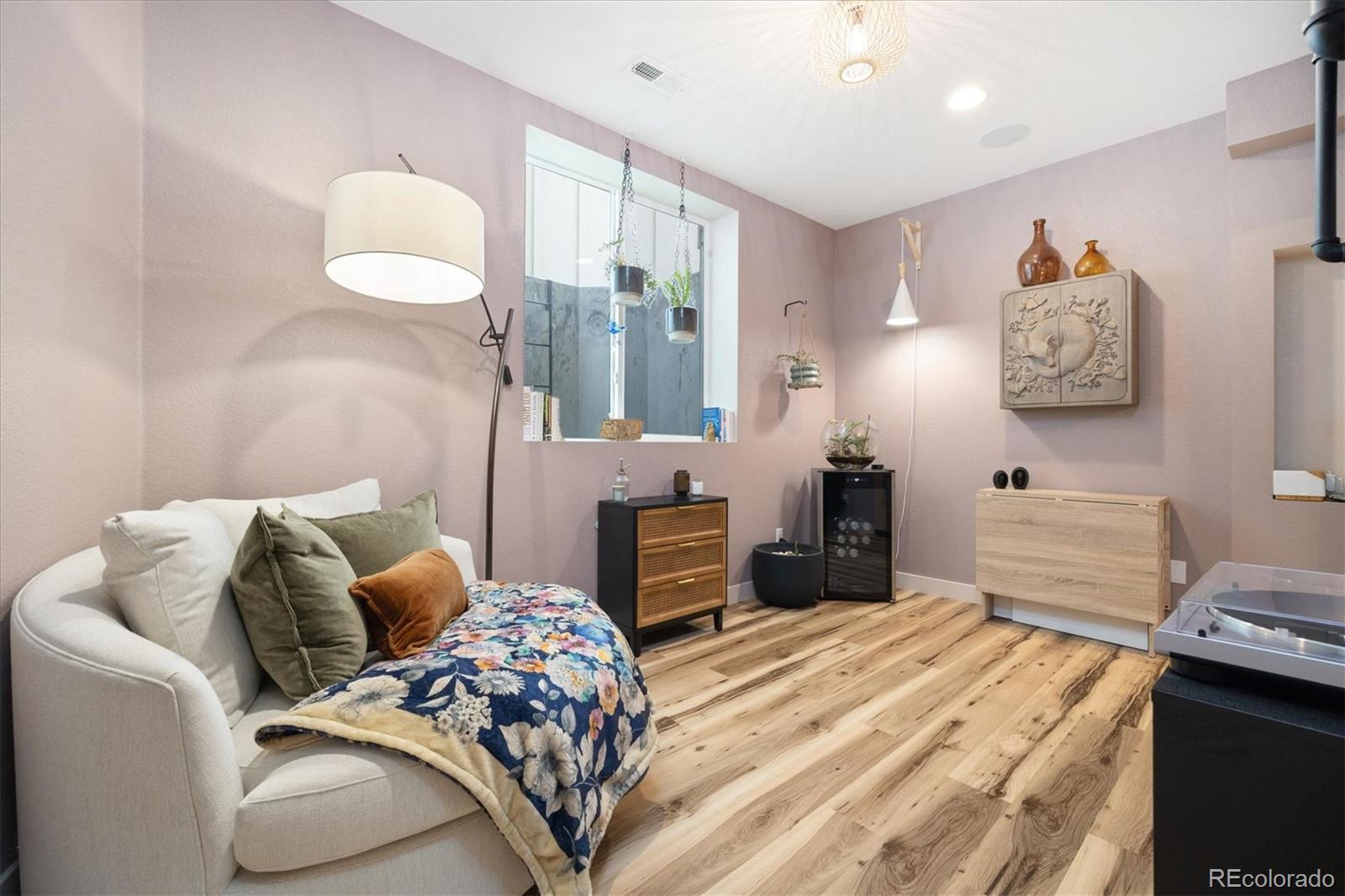 MLS Image #32 for 6721  mariposa court,denver, Colorado