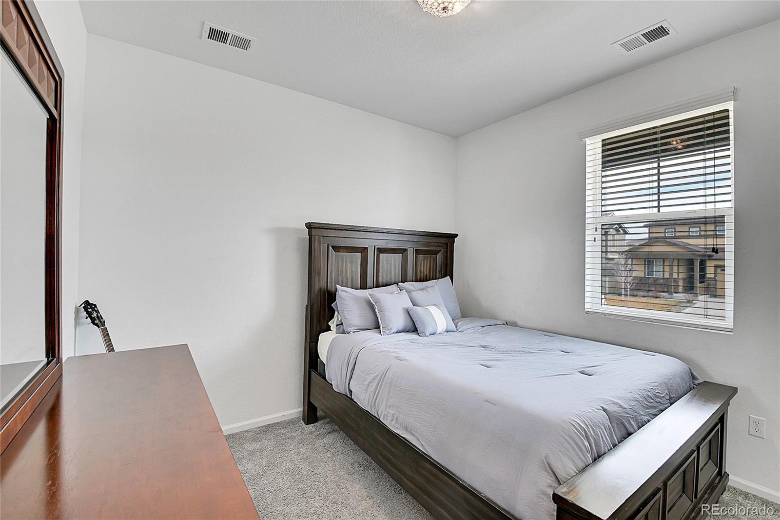 MLS Image #5 for 10525  akron street,commerce city, Colorado