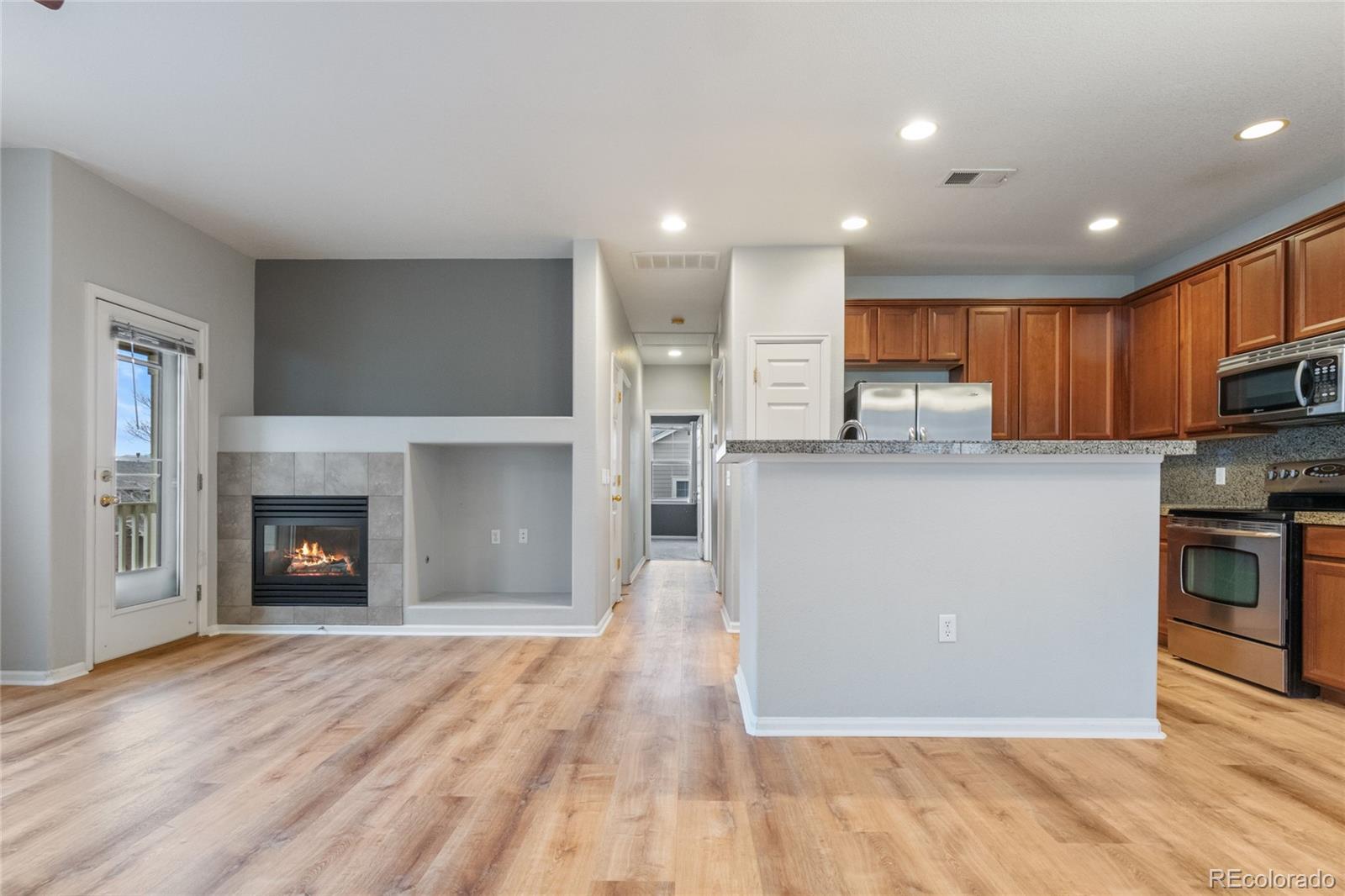 MLS Image #3 for 13000 w grant circle c,thornton, Colorado
