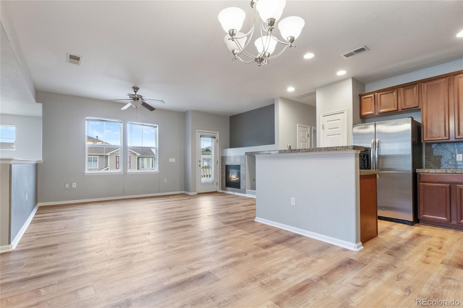 MLS Image #4 for 13000 w grant circle c,thornton, Colorado