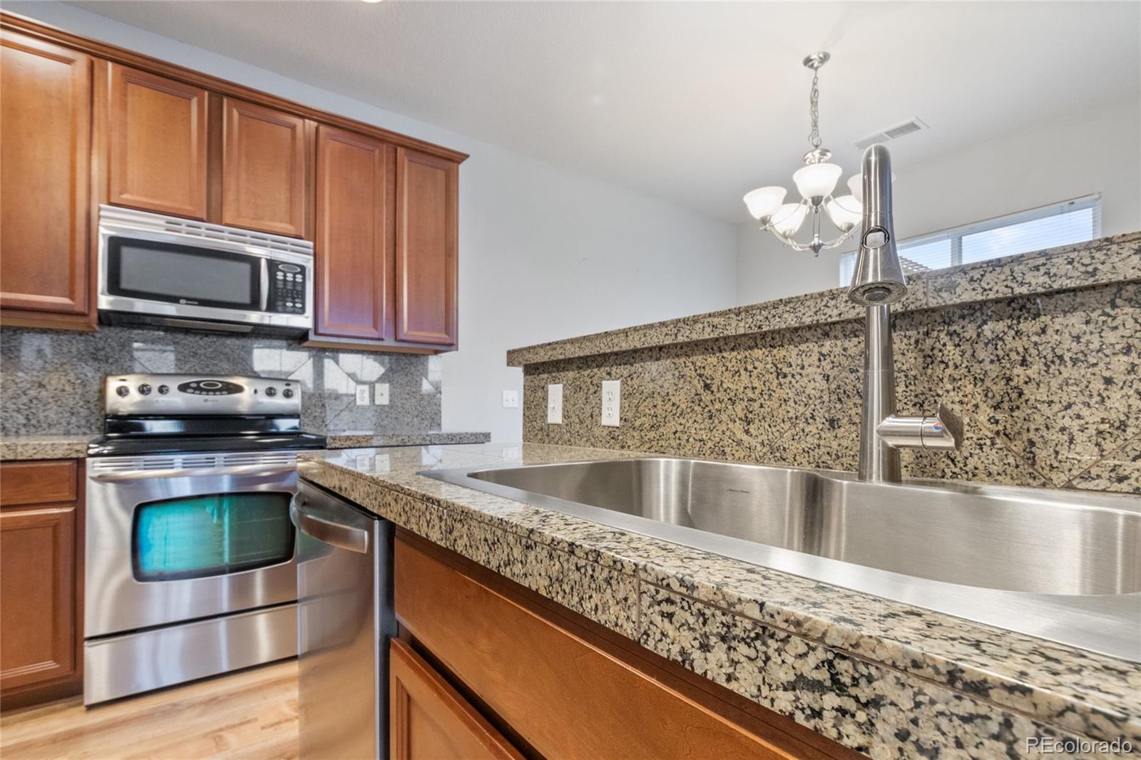 MLS Image #7 for 13000 w grant circle c,thornton, Colorado
