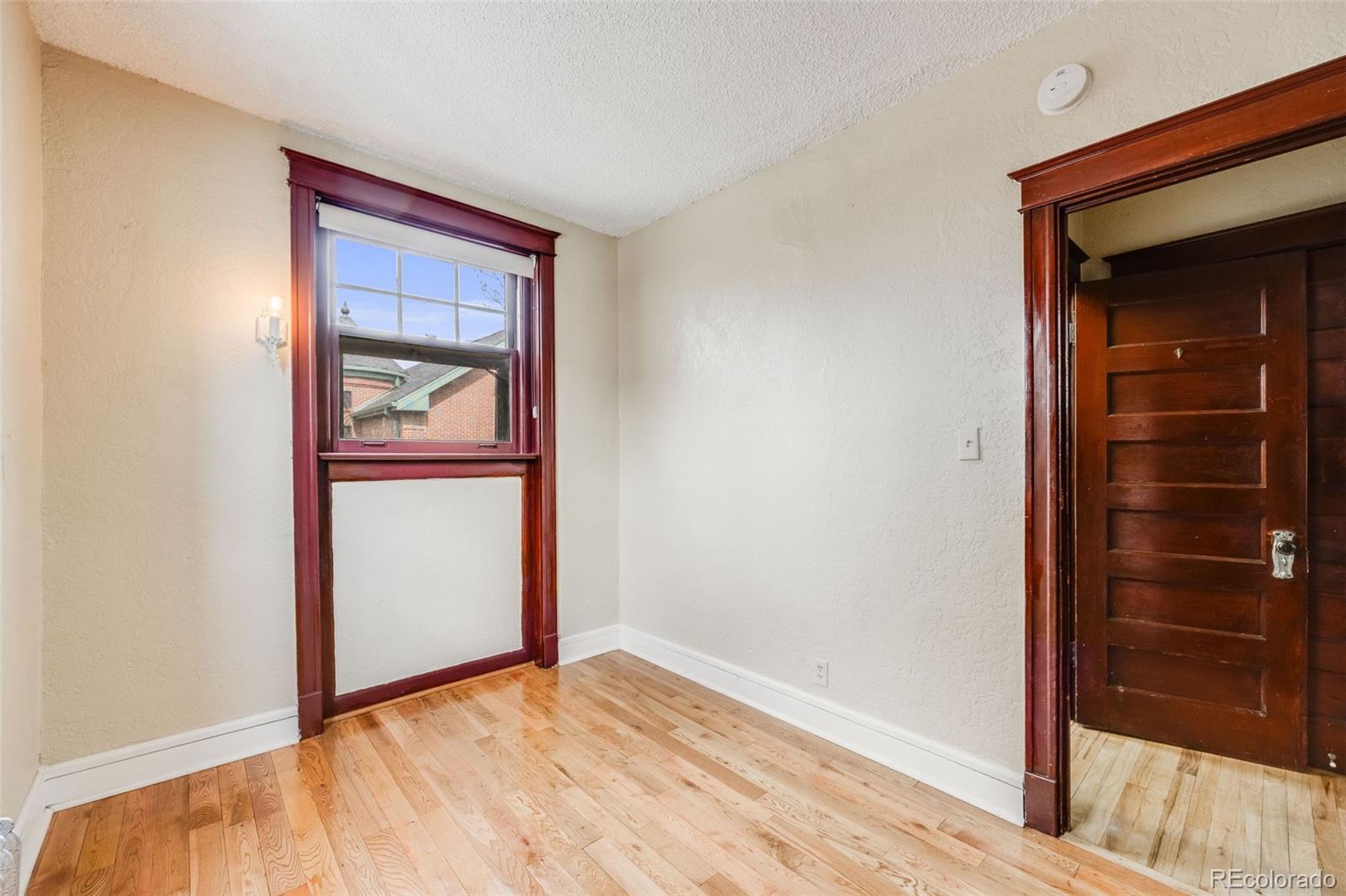 MLS Image #14 for 215 e 11th avenue,denver, Colorado