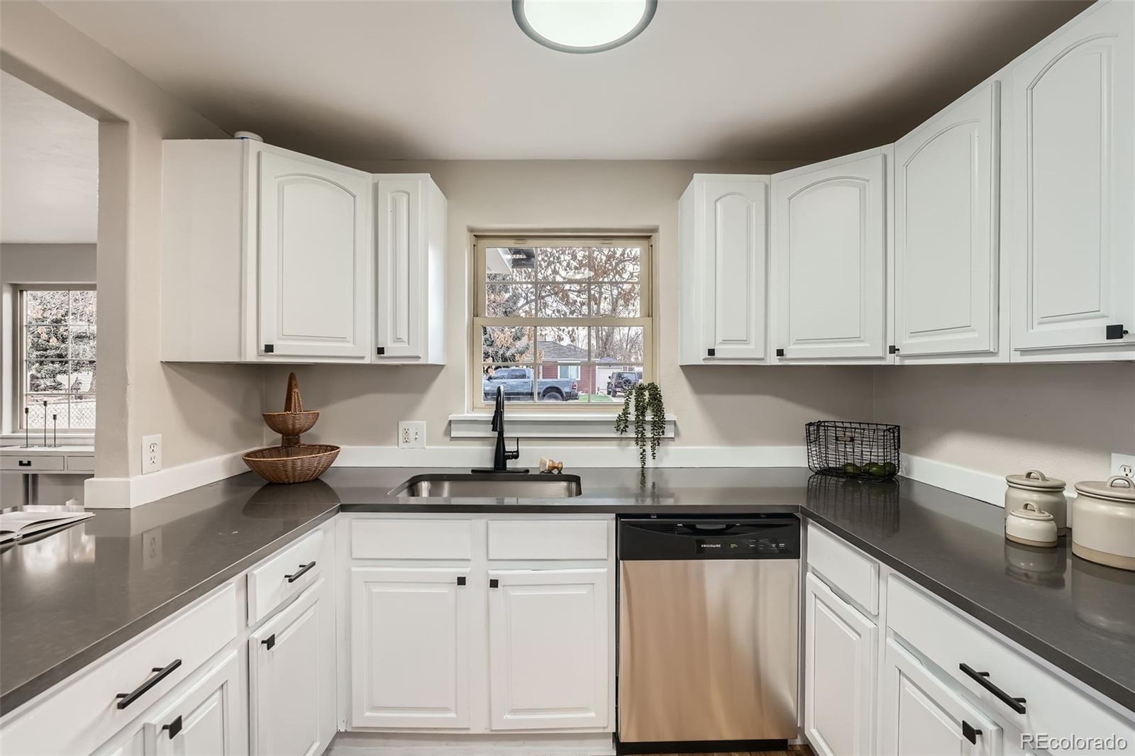 MLS Image #10 for 5235  dover street,arvada, Colorado
