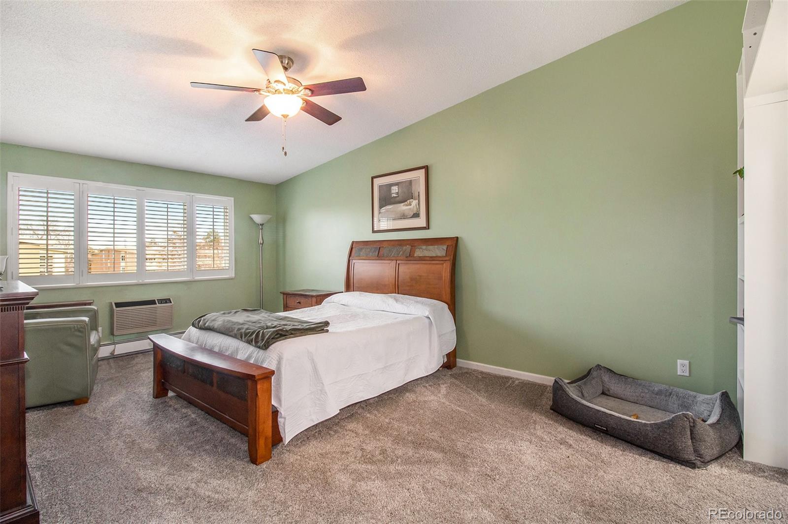 MLS Image #13 for 9315 e center avenue,denver, Colorado