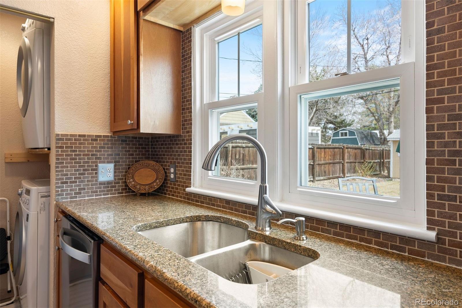 MLS Image #11 for 1780  roslyn street,denver, Colorado