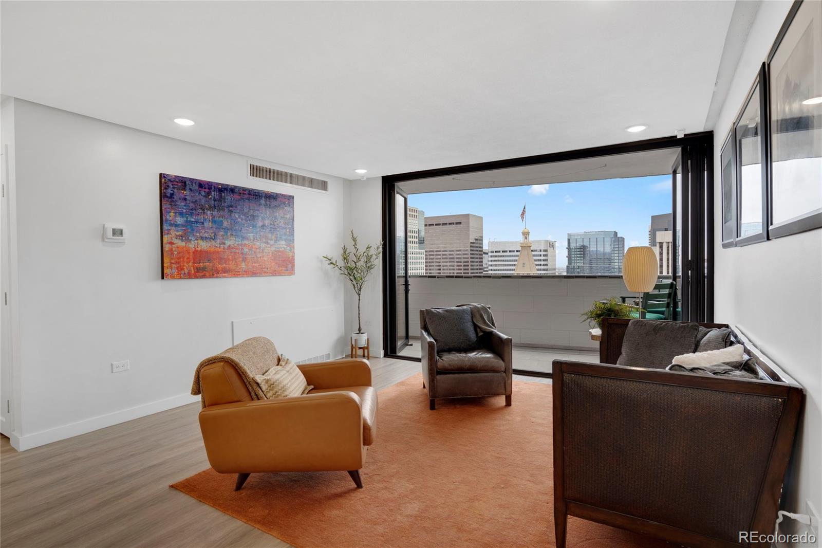 MLS Image #13 for 1020  15th street 31e,denver, Colorado