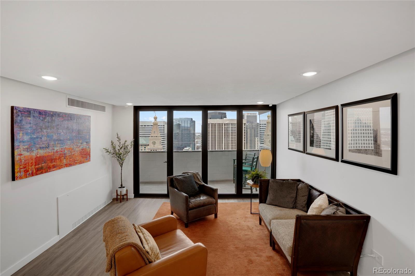 MLS Image #7 for 1020  15th street 31e,denver, Colorado