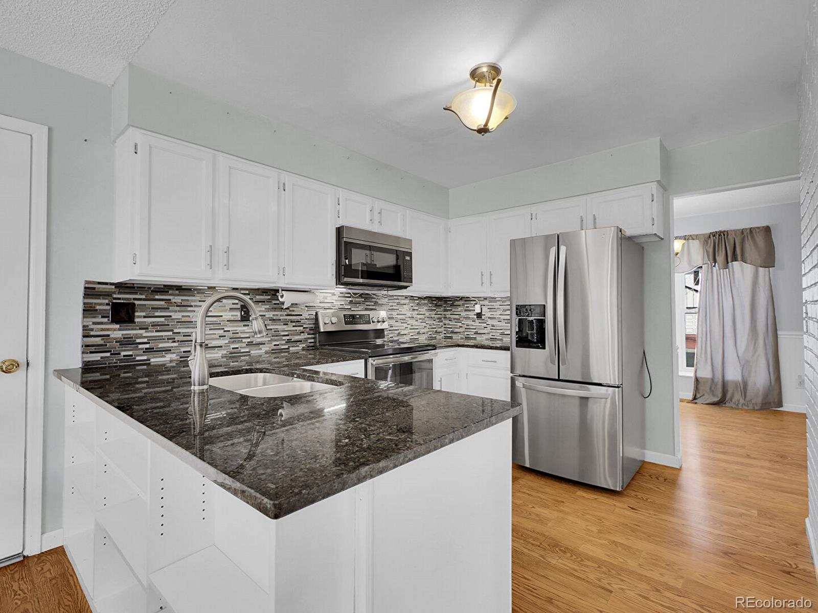MLS Image #9 for 1081 s memphis street,aurora, Colorado