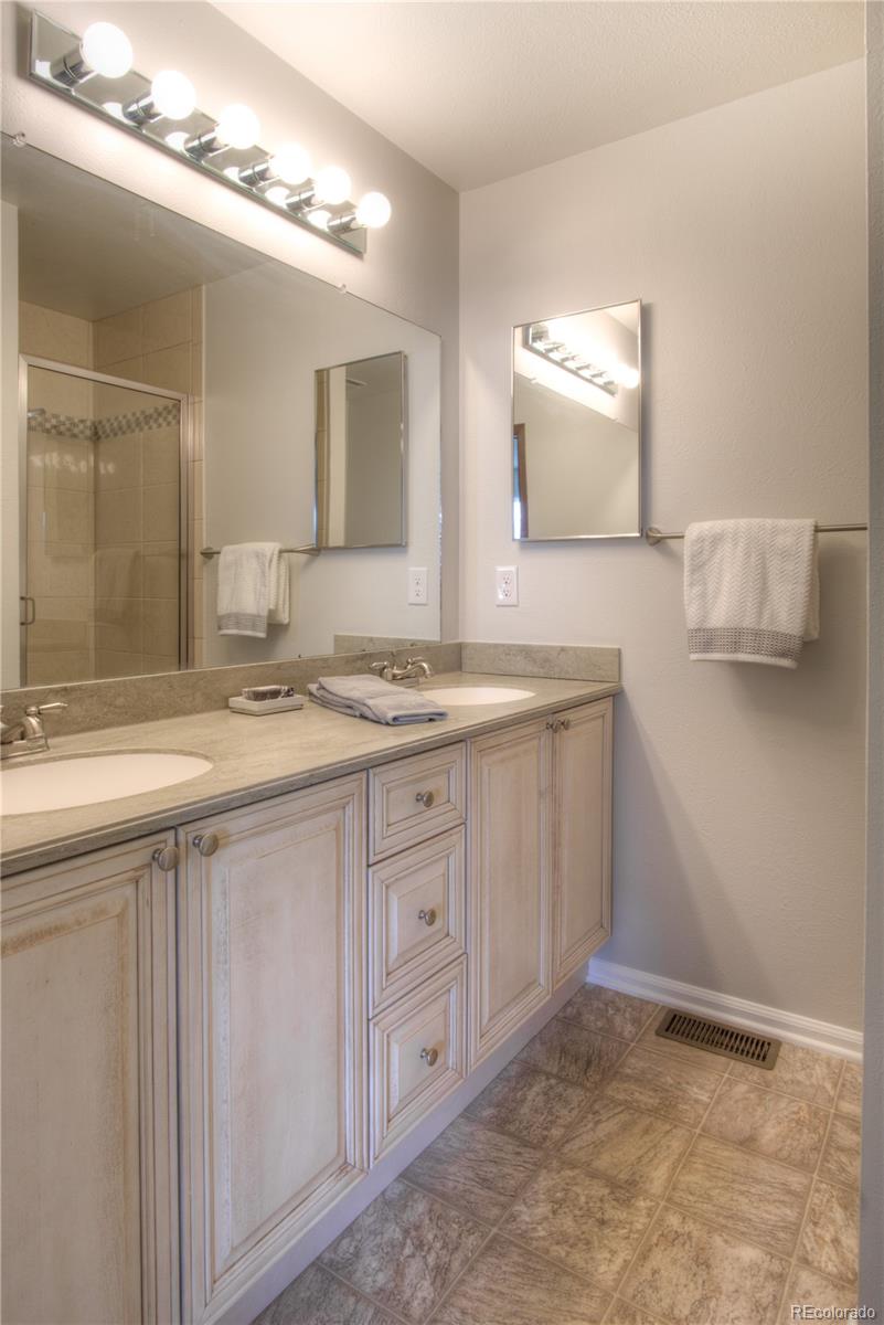 MLS Image #16 for 10205 w berry drive,littleton, Colorado