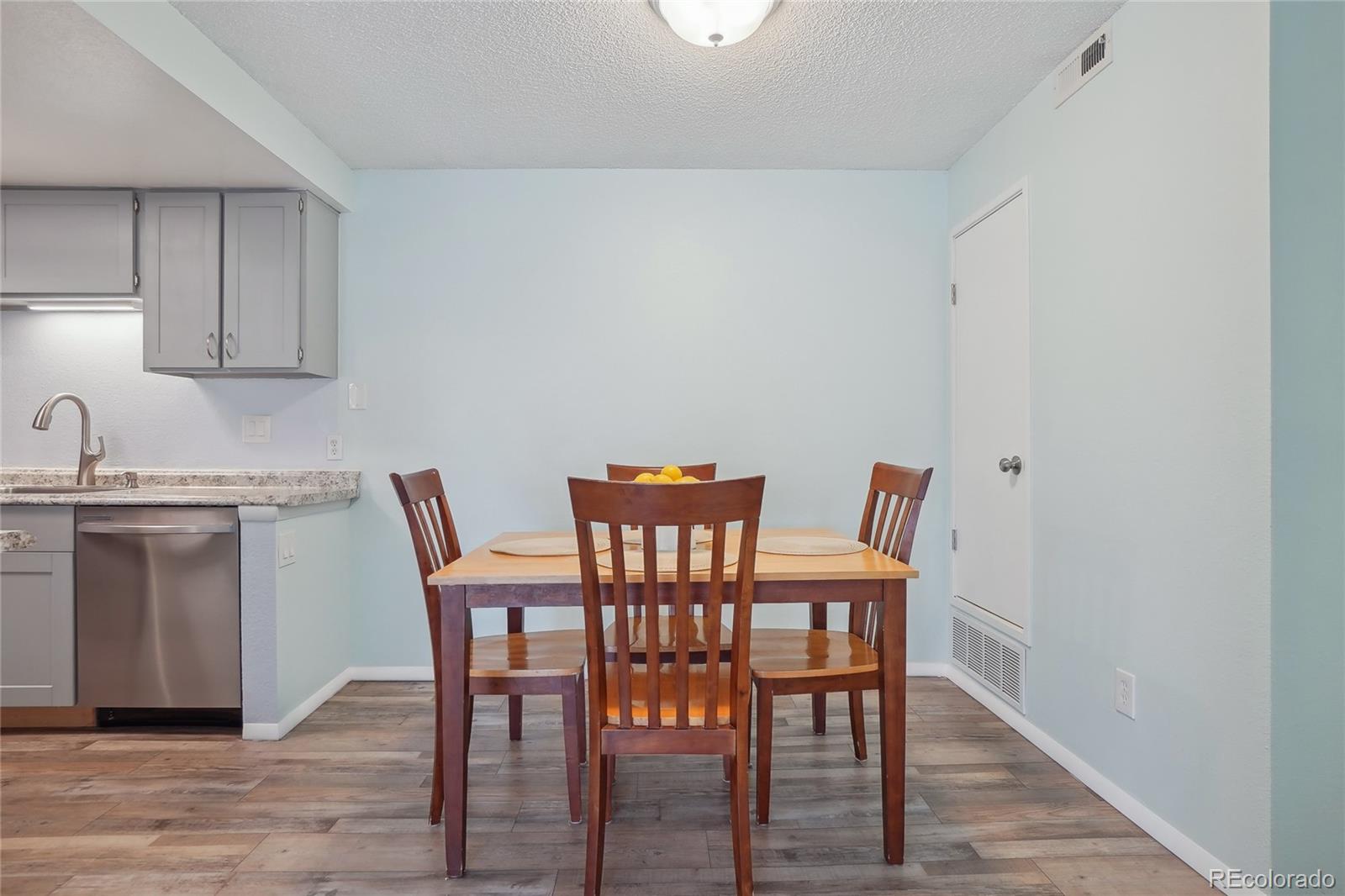 MLS Image #9 for 1795 s pitkin street,aurora, Colorado