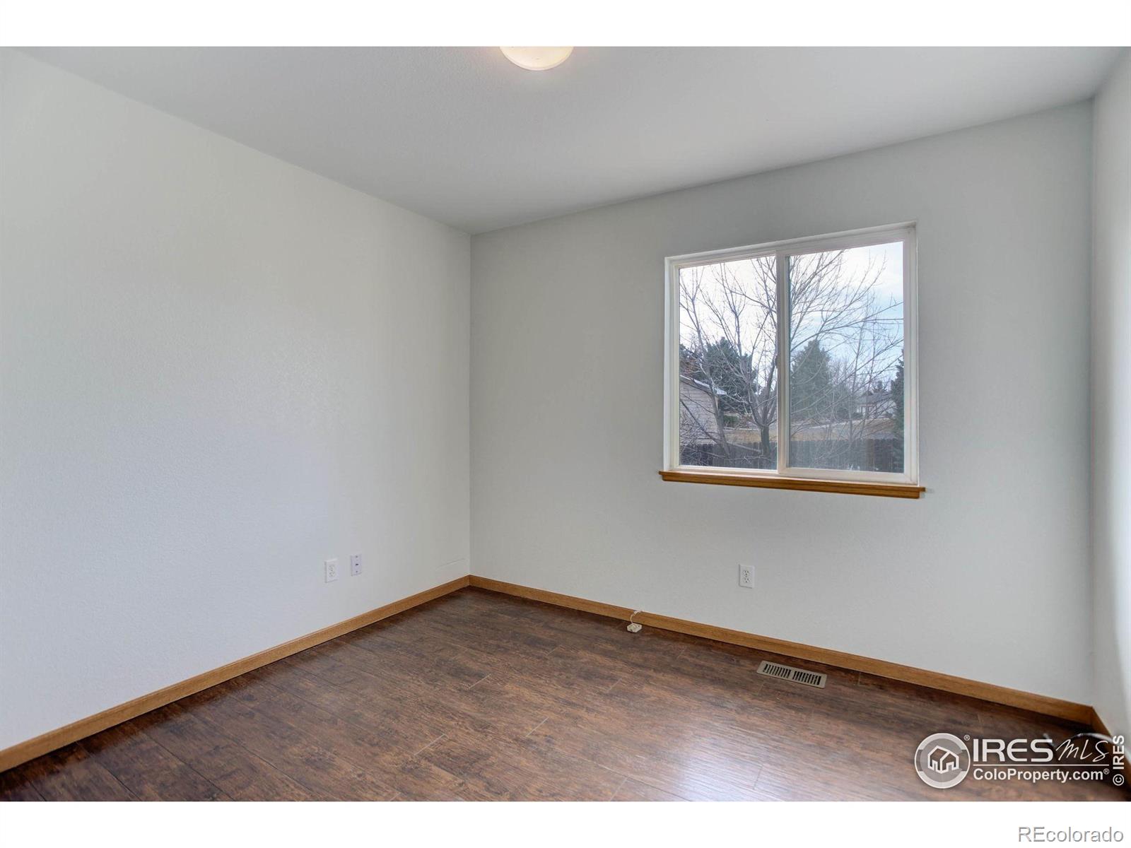 MLS Image #9 for 508  park place,fort collins, Colorado
