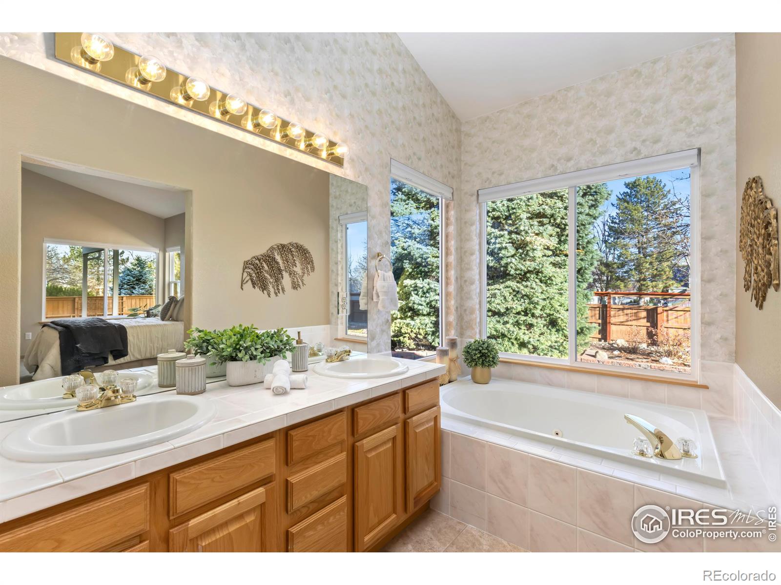 MLS Image #11 for 735  orchard court,louisville, Colorado