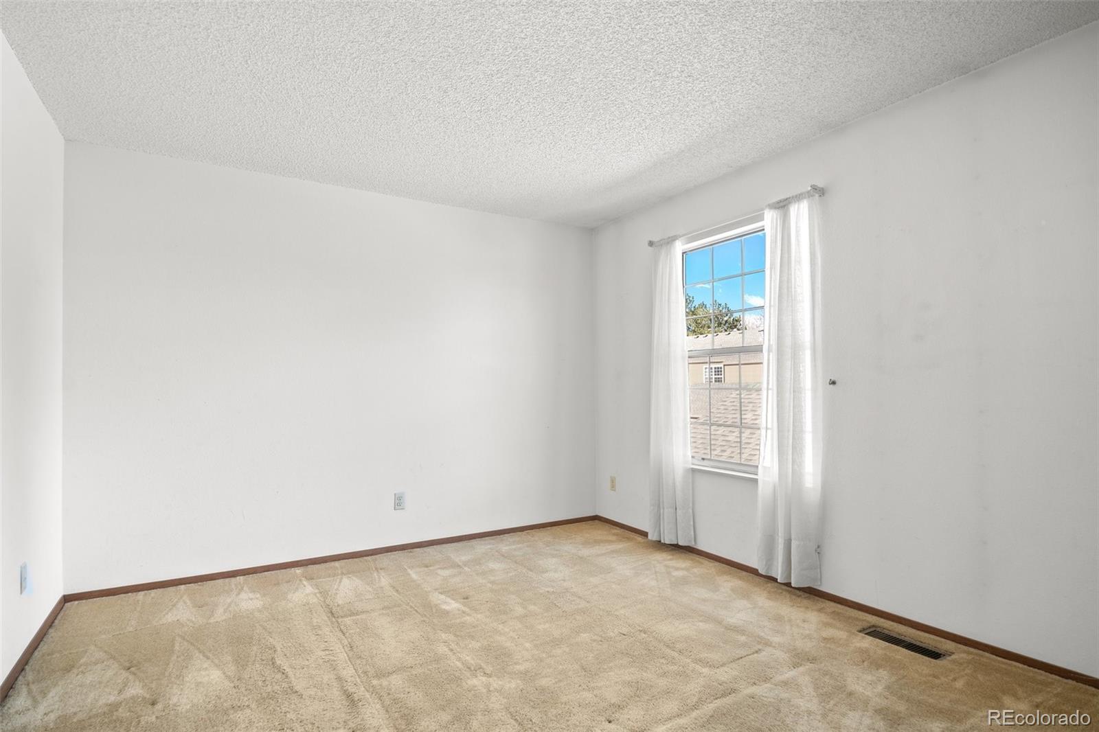 MLS Image #18 for 3407 s ammons street,lakewood, Colorado