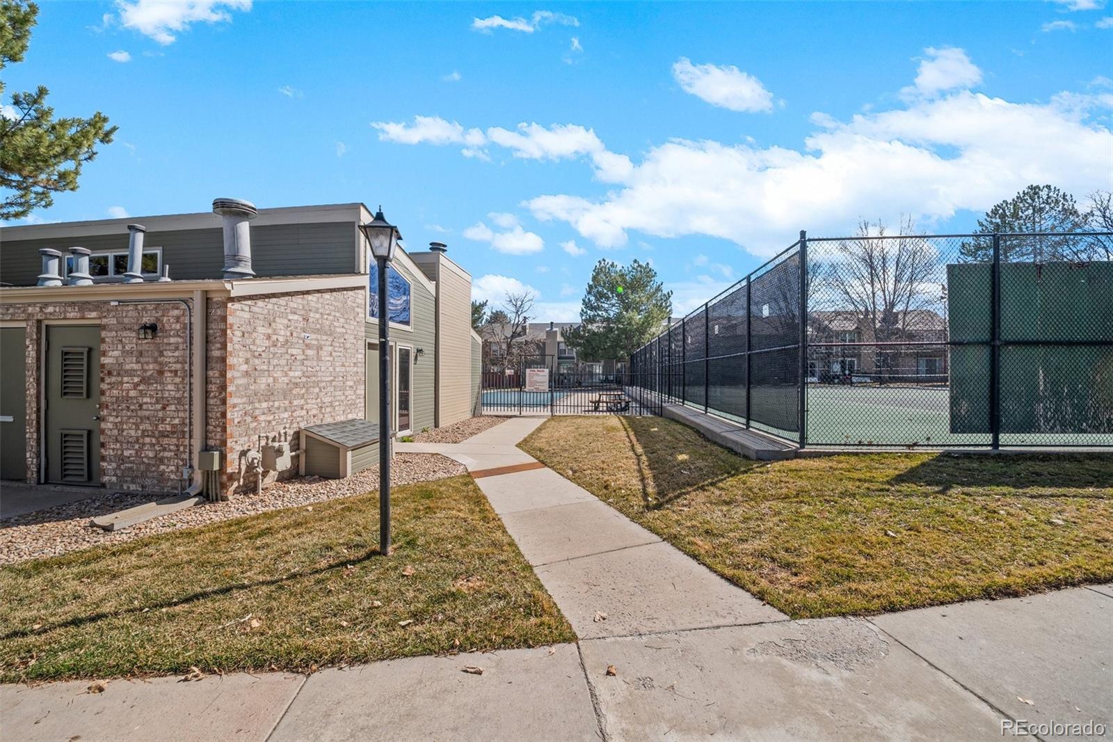 MLS Image #3 for 3407 s ammons street,lakewood, Colorado