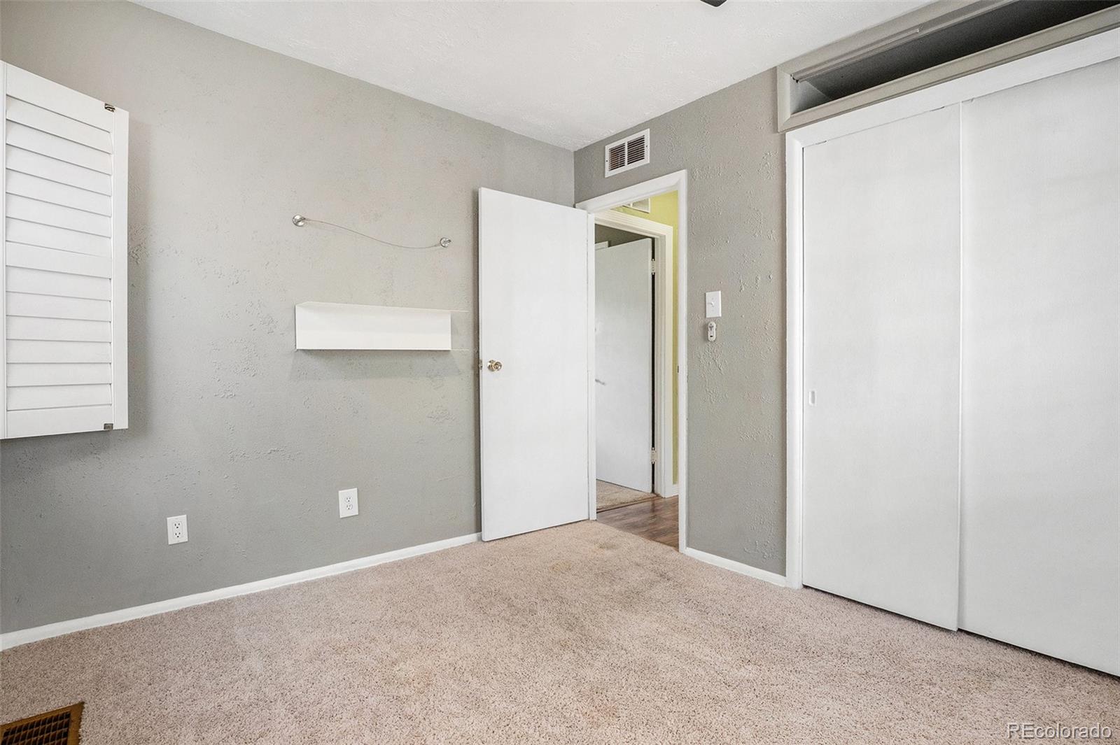MLS Image #12 for 3350 s forest street,denver, Colorado