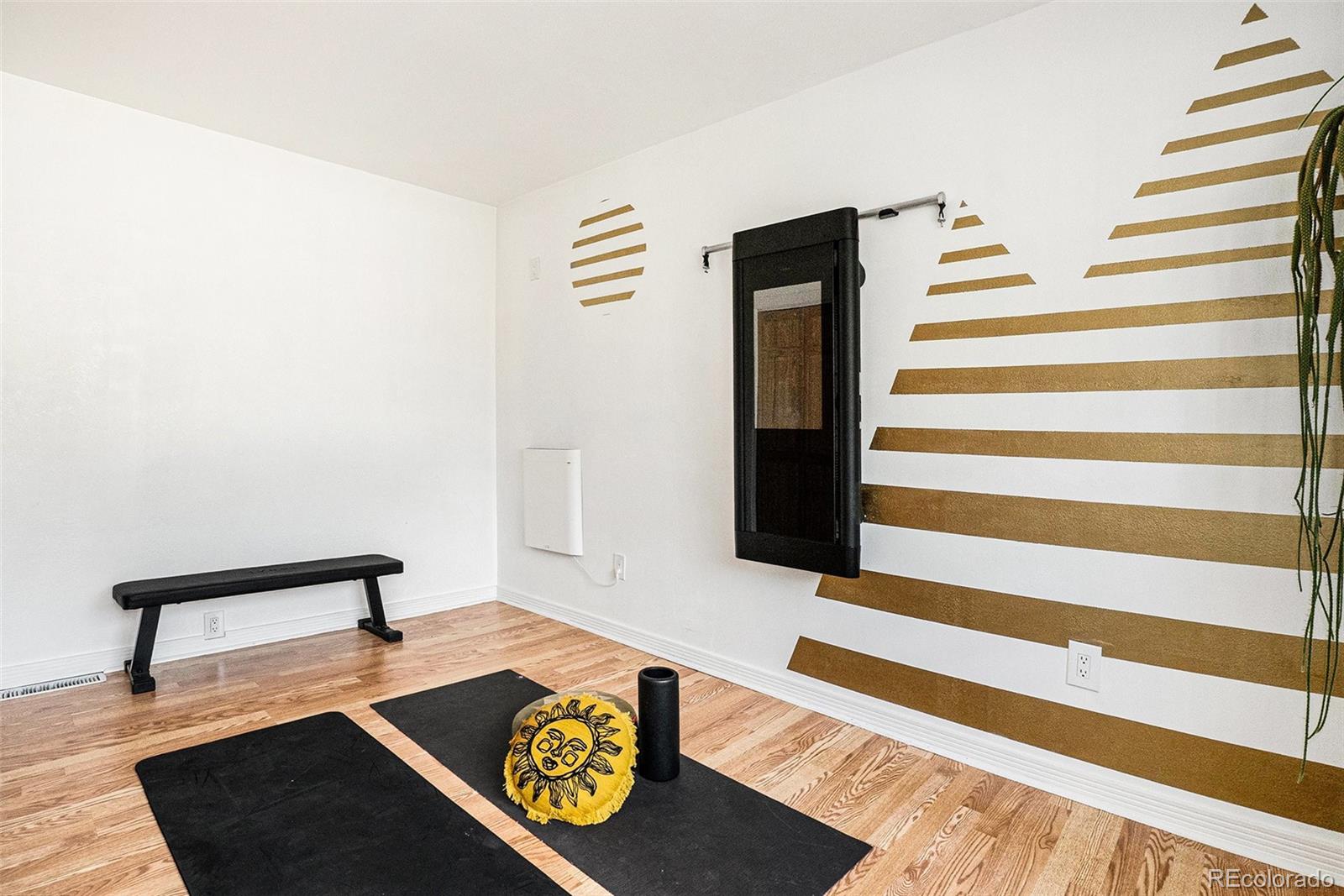 MLS Image #15 for 3350 s forest street,denver, Colorado