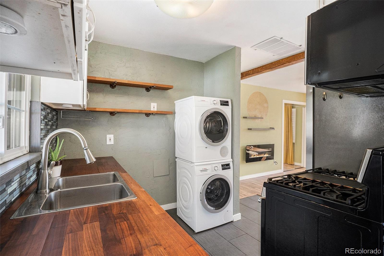 MLS Image #6 for 3350 s forest street,denver, Colorado